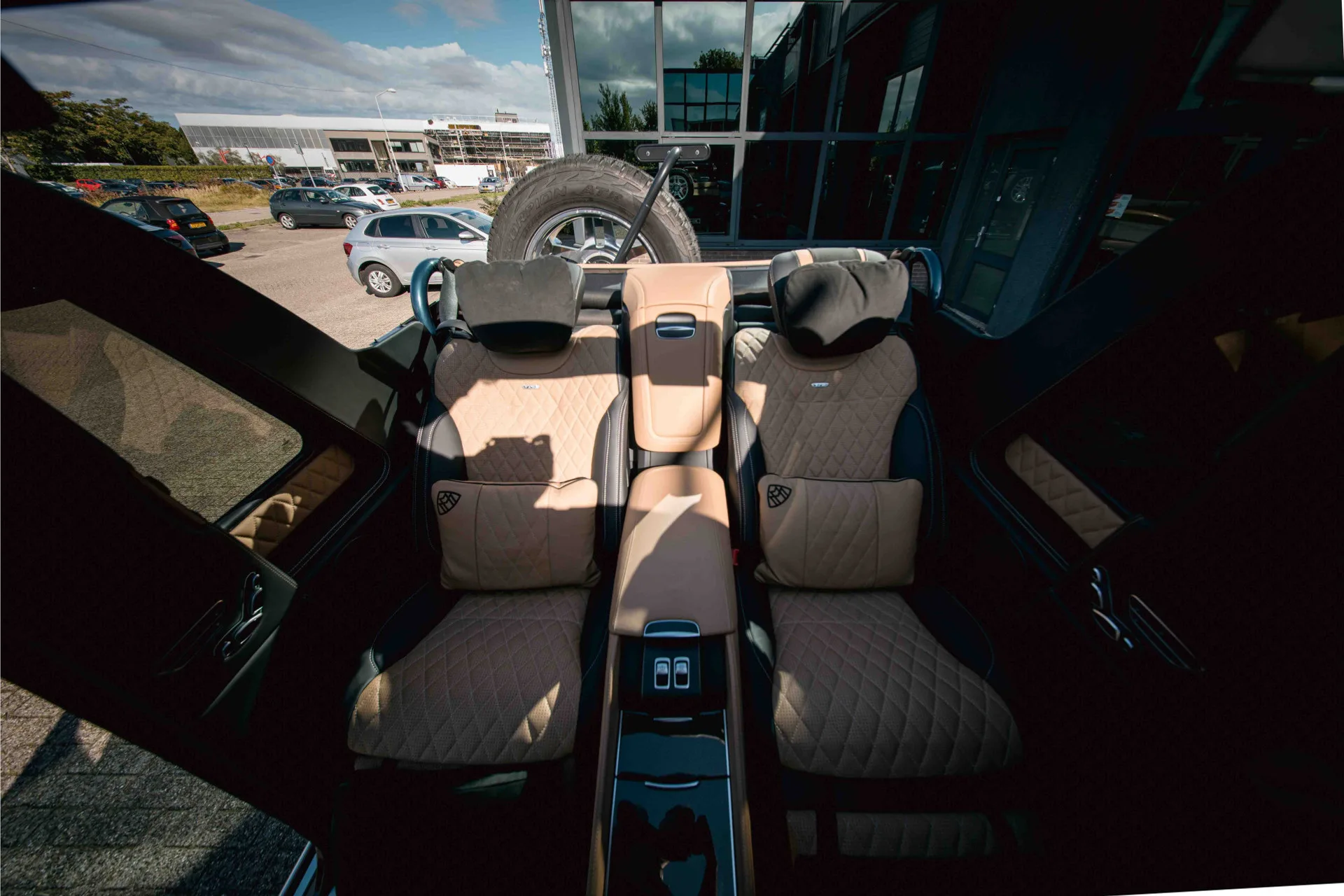 2018 Mercedes-Maybach G 650 Landaulet, 24/30