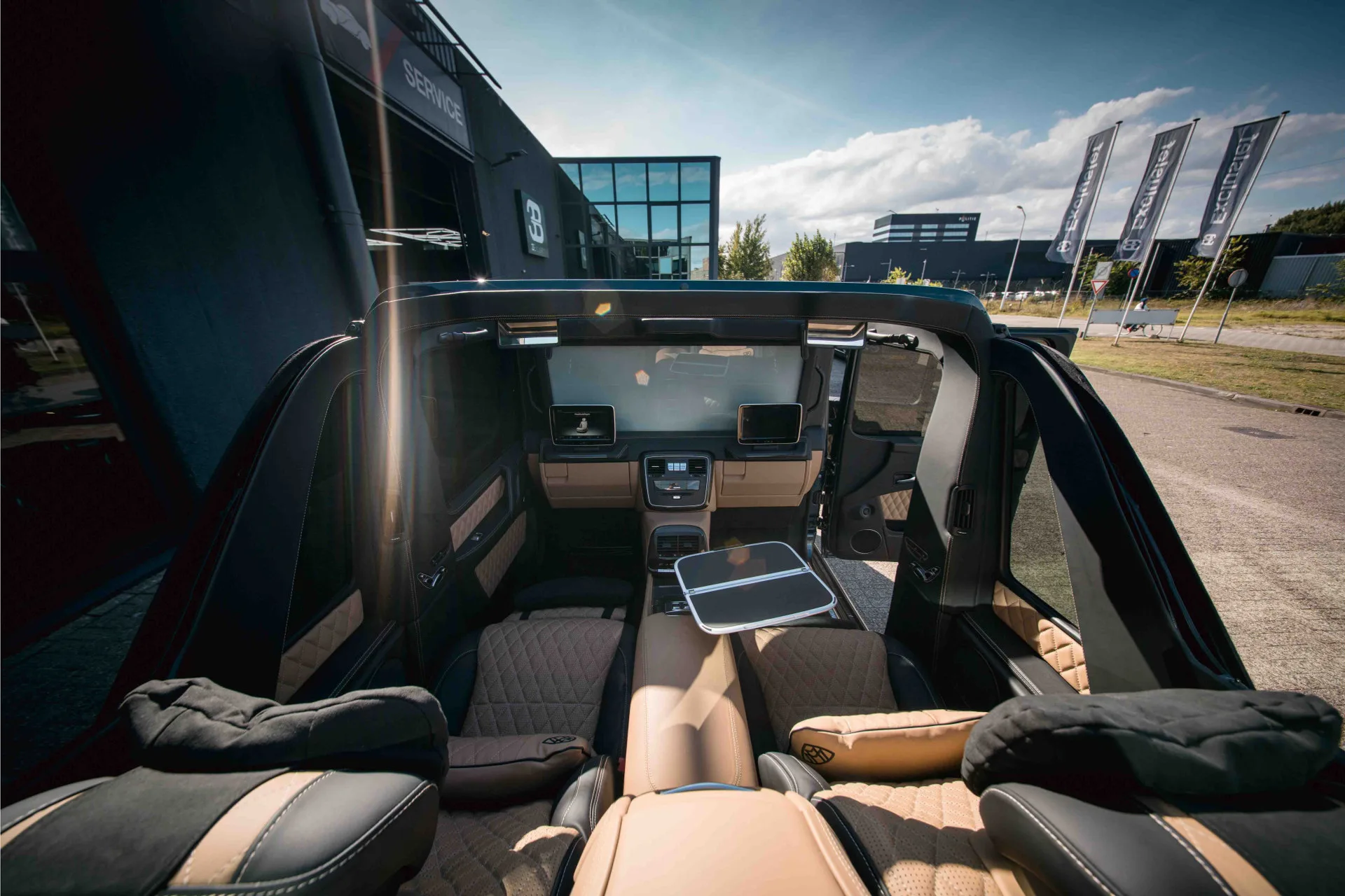 2018 Mercedes-Maybach G 650 Landaulet, 25/30