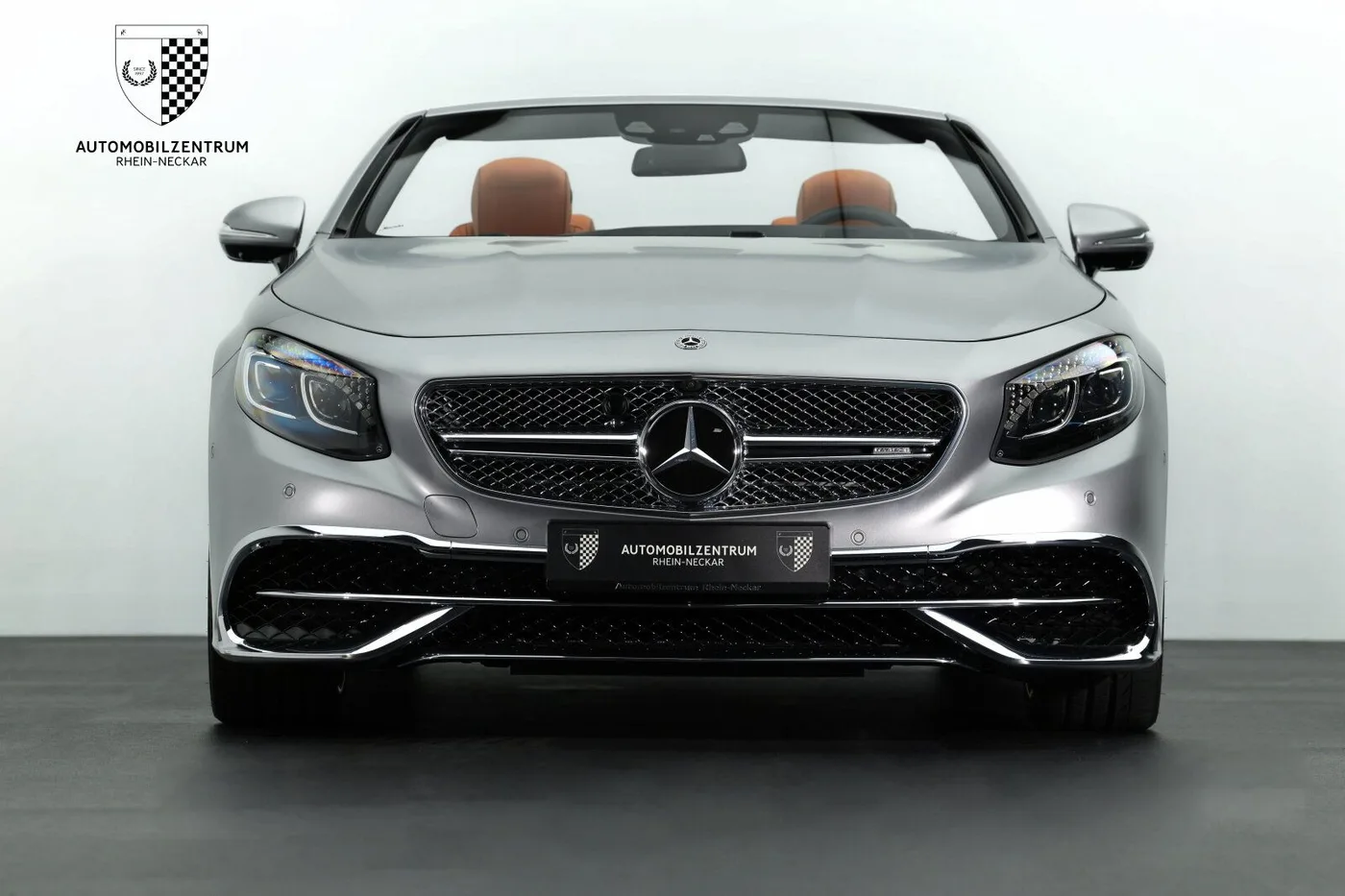 2018 Mercedes-Maybach S 650 Cabriolet proposée par un spécialiste de la supercar à Viernheim, Allemagne, photo 2 sur 25