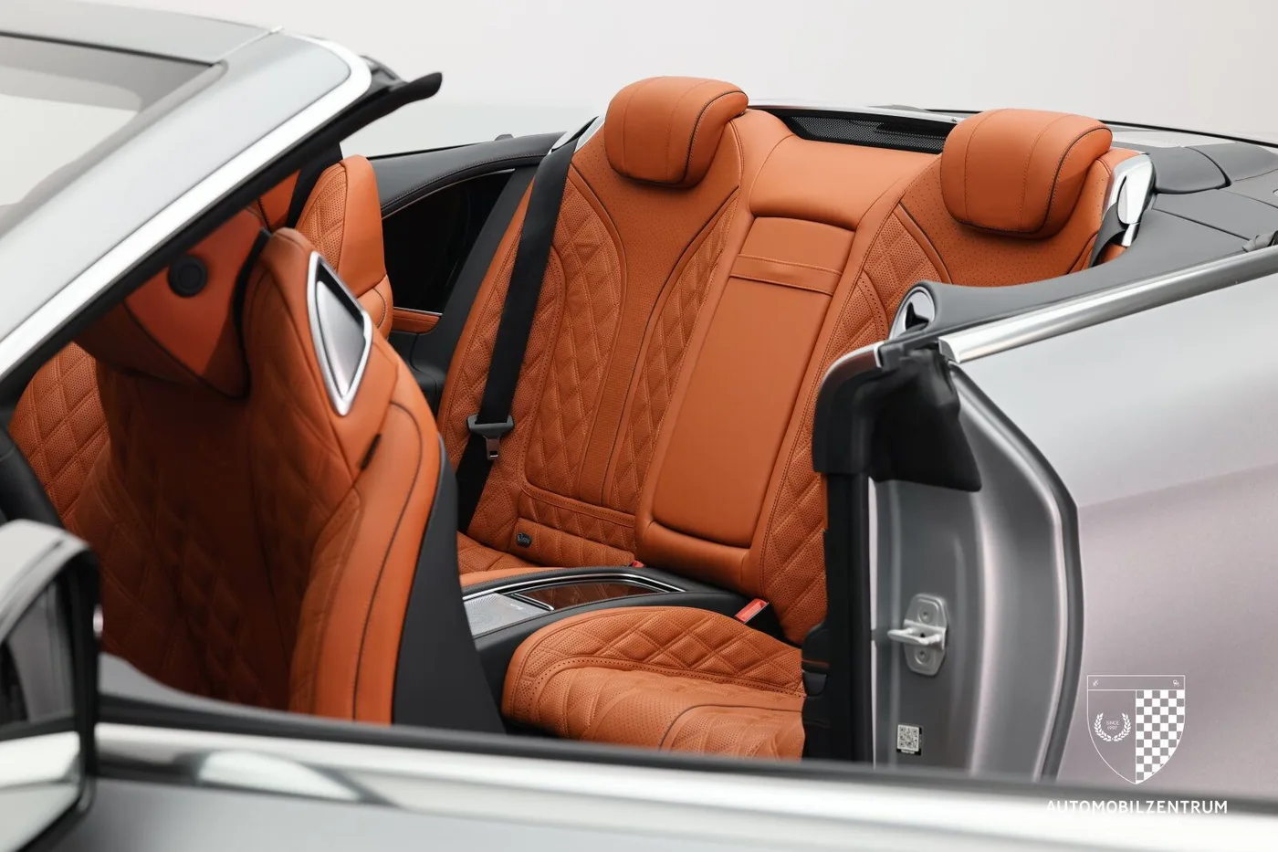 2018 Mercedes-Maybach S 650 Cabriolet proposée par un spécialiste de la supercar à Viernheim, Allemagne, photo 13 sur 25