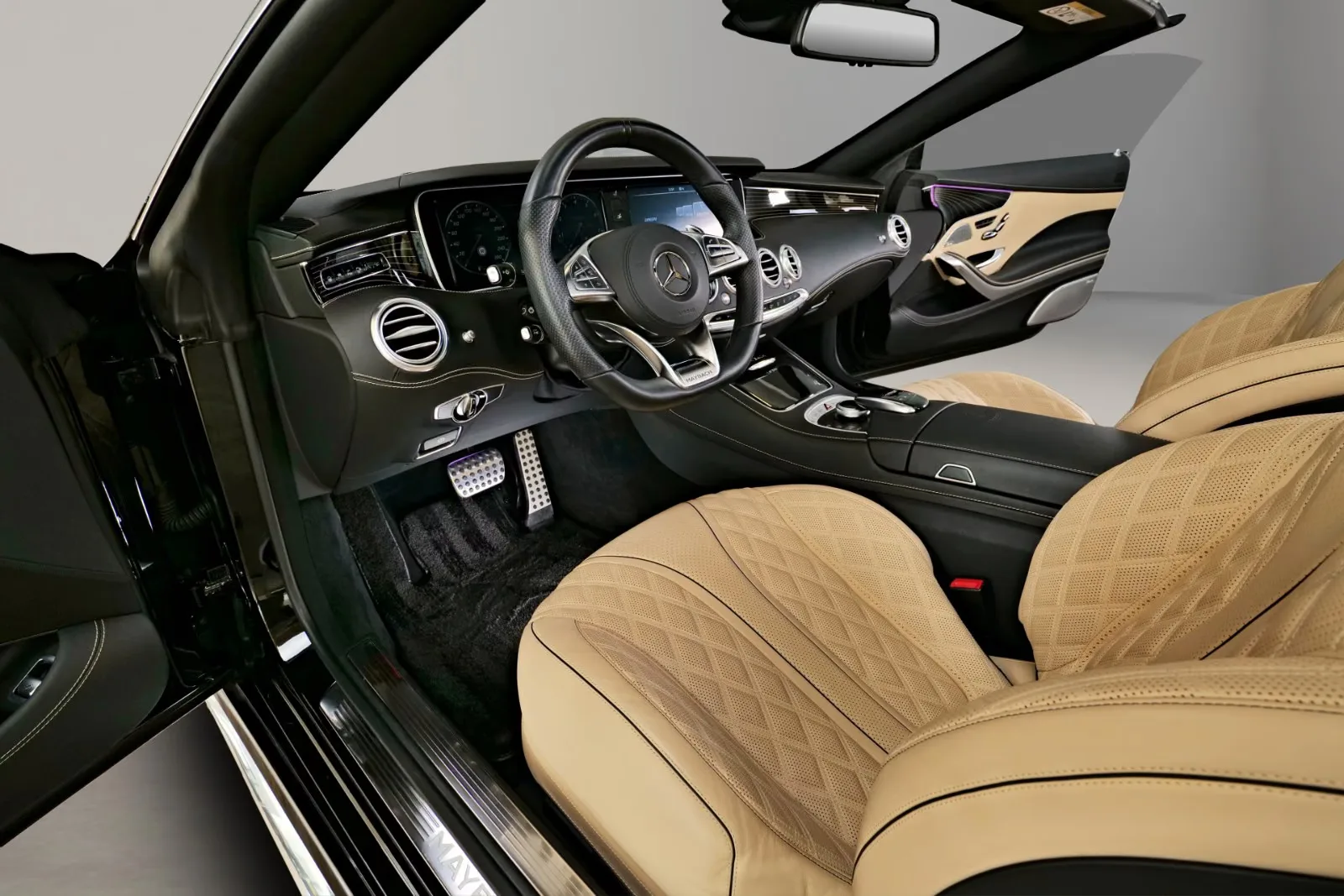 2018 Mercedes-Maybach S 650 Cabriolet, 15/26