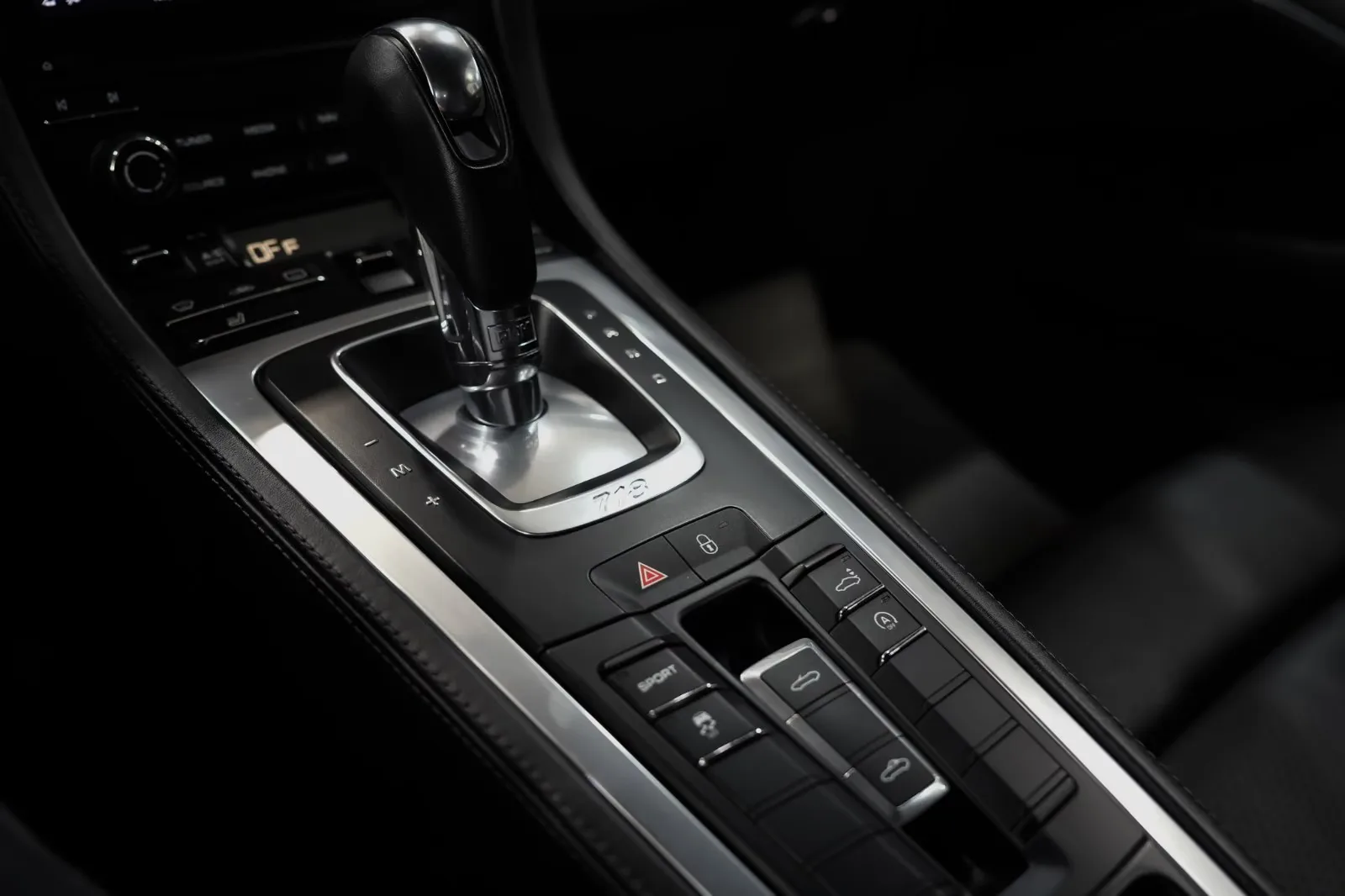 2018 Porsche 718 Boxster S, 15/30