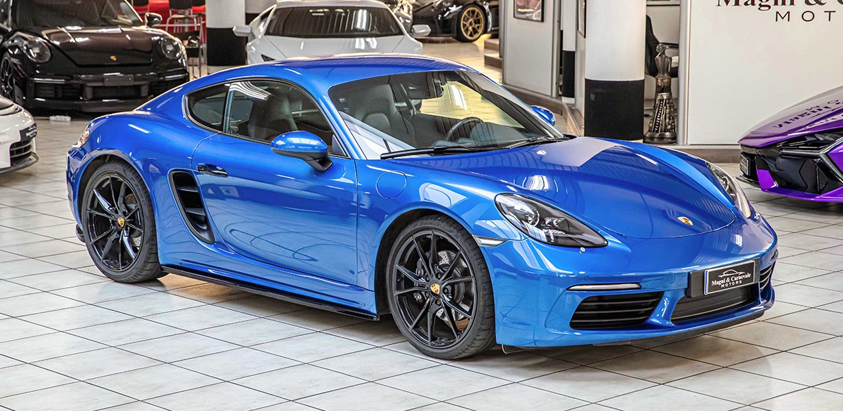 2018 Porsche 718 Cayman proposée par un concessionnaire spécialisé à Milan, Italie, photo principale