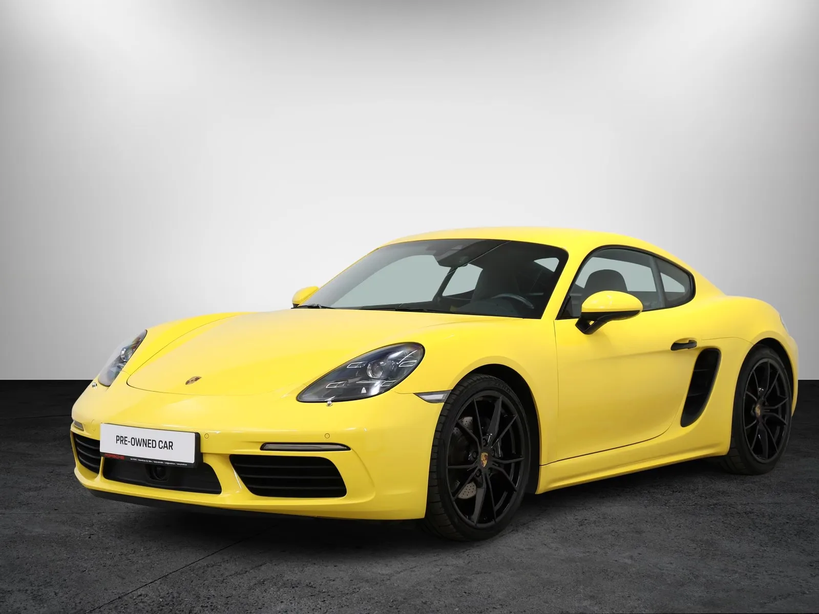 2018 Porsche 718 Cayman angeboten von einem Fachhändler in Tallinn, Estland, Hauptfoto