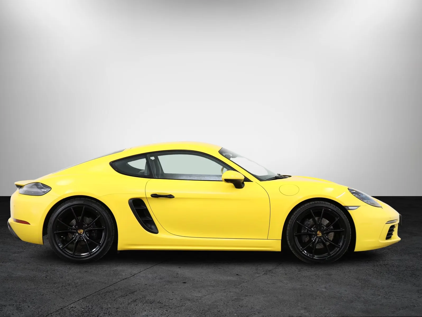 2018 Porsche 718 Cayman, 8/19