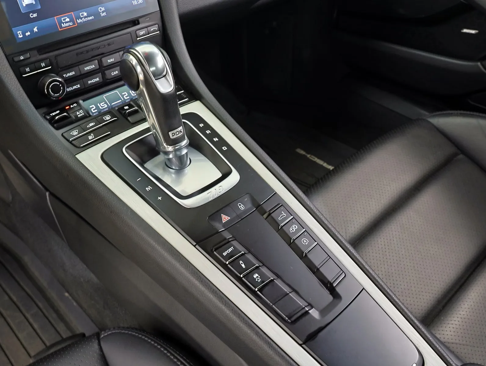 2018 Porsche 718 Cayman, 15/19