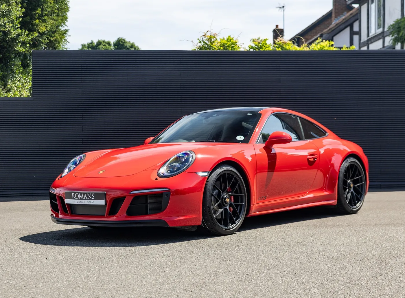 2018 Porsche 911 Carrera 4 GTS angeboten von einem Fachhändler in Banstead, Vereinigtes Königreich, Foto 2 von 15