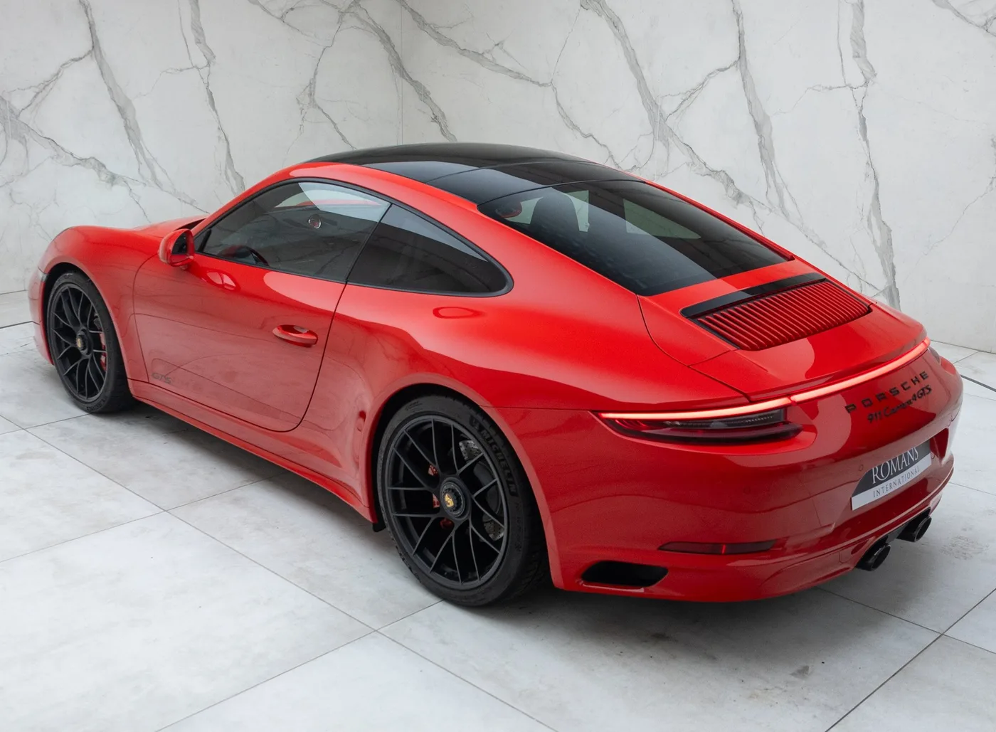 2018 Porsche 911 Carrera 4 GTS angeboten von einem Fachhändler in Banstead, Vereinigtes Königreich, Foto 12 von 15