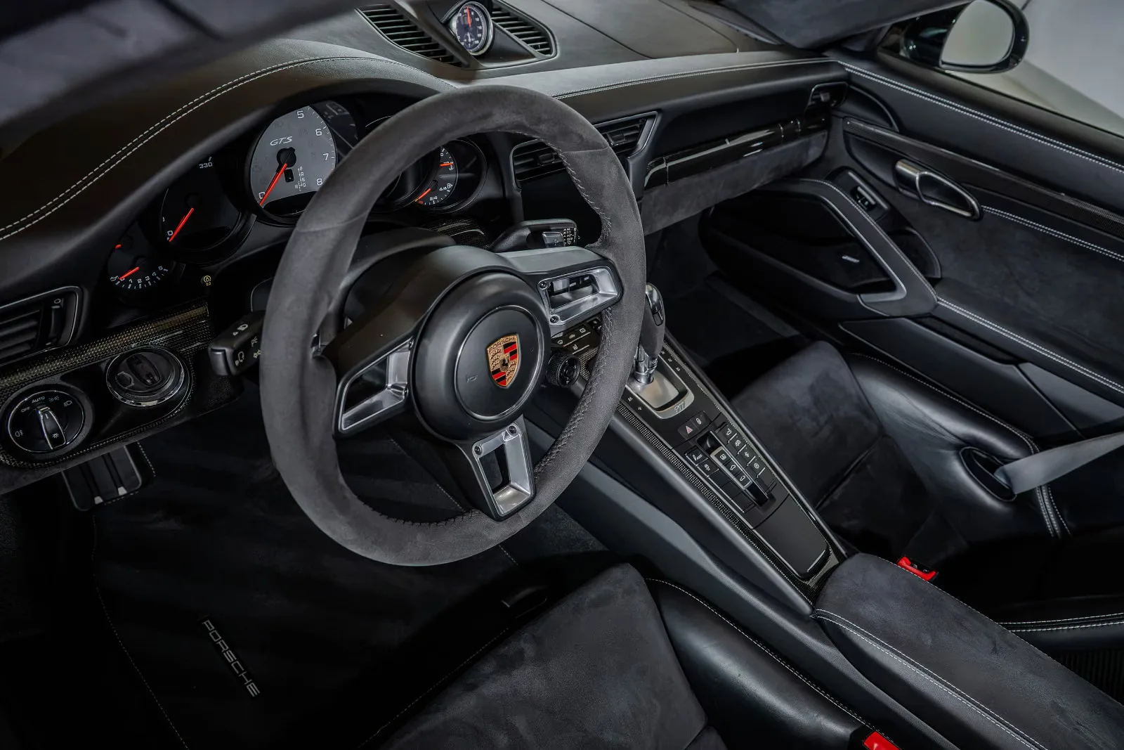 2018 Porsche 911 Carrera 4 GTS, 22/30