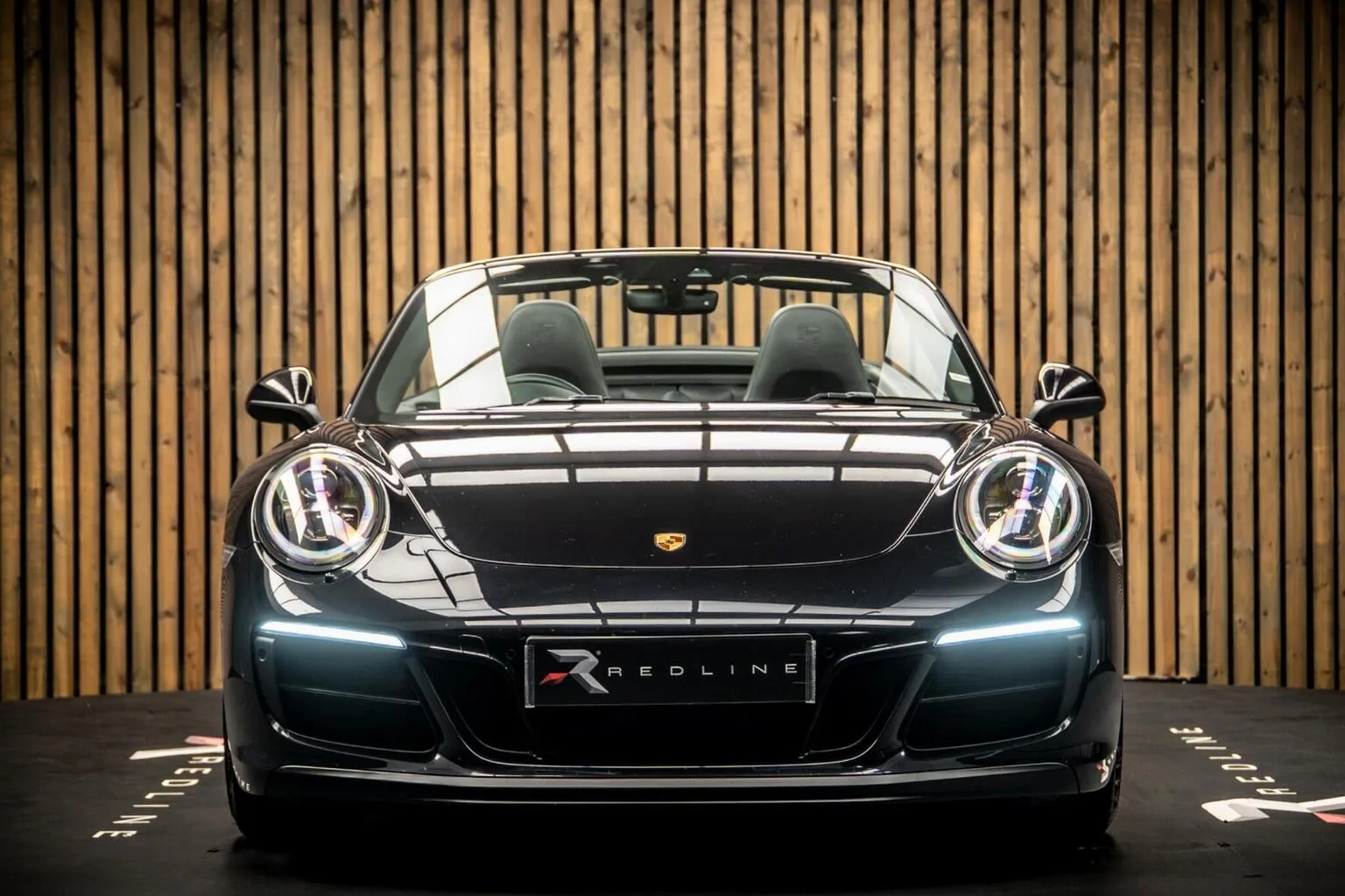 2018 Porsche 911 Carrera 4 GTS Cabriolet, 5/30