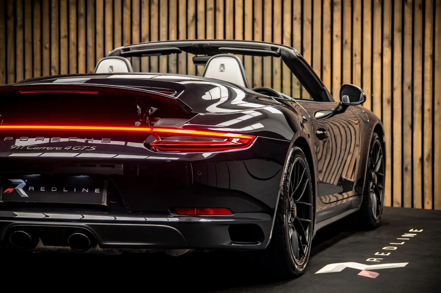 2018 Porsche 911 Carrera 4 GTS Cabriolet, 21/30