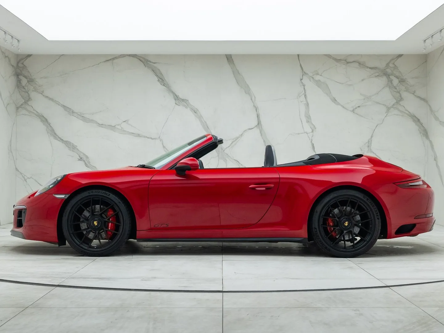 2018 Porsche 911 Carrera GTS Cabriolet 991.2, 11/30