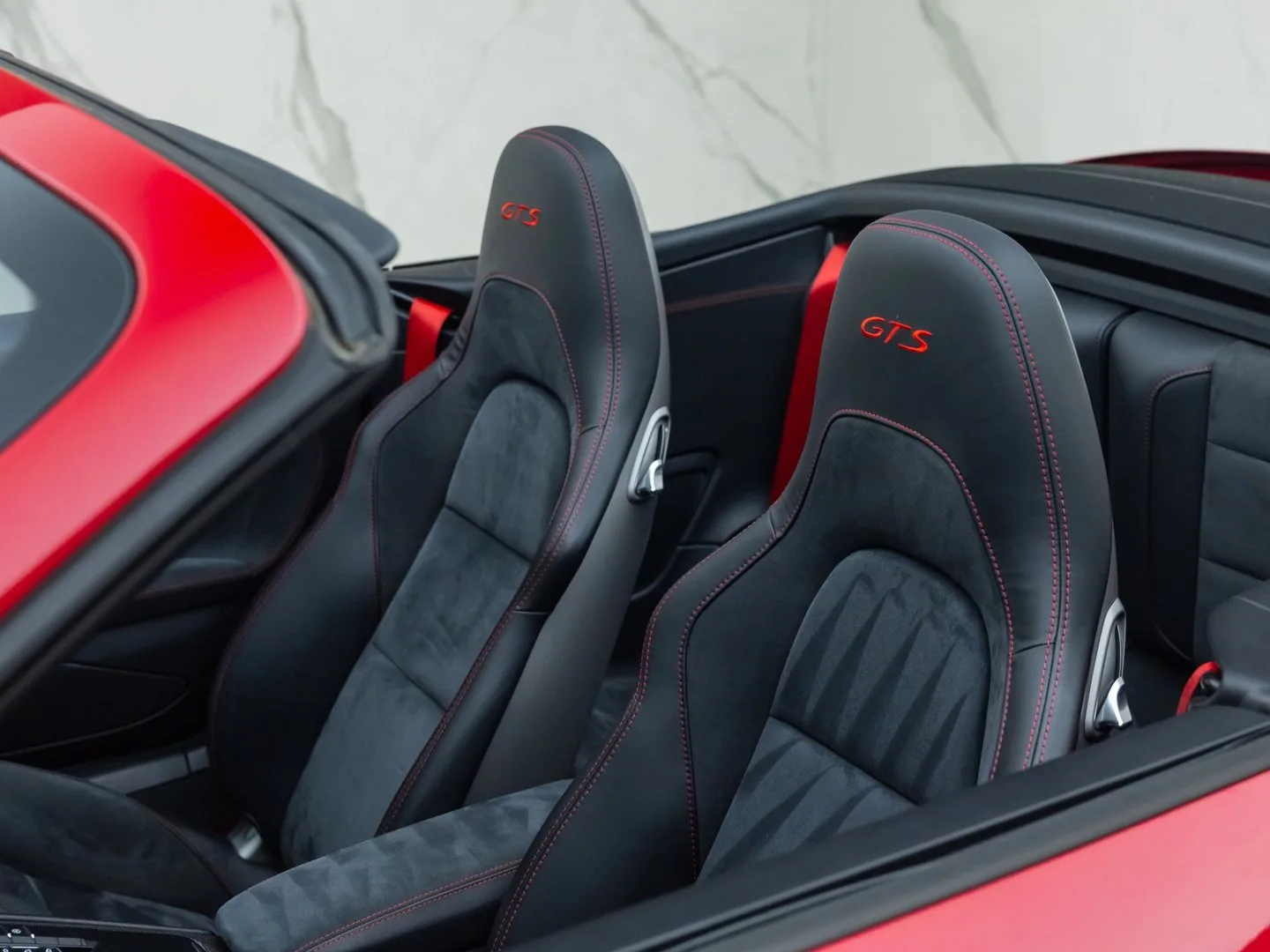 2018 Porsche 911 Carrera GTS Cabriolet 991.2, 16/30