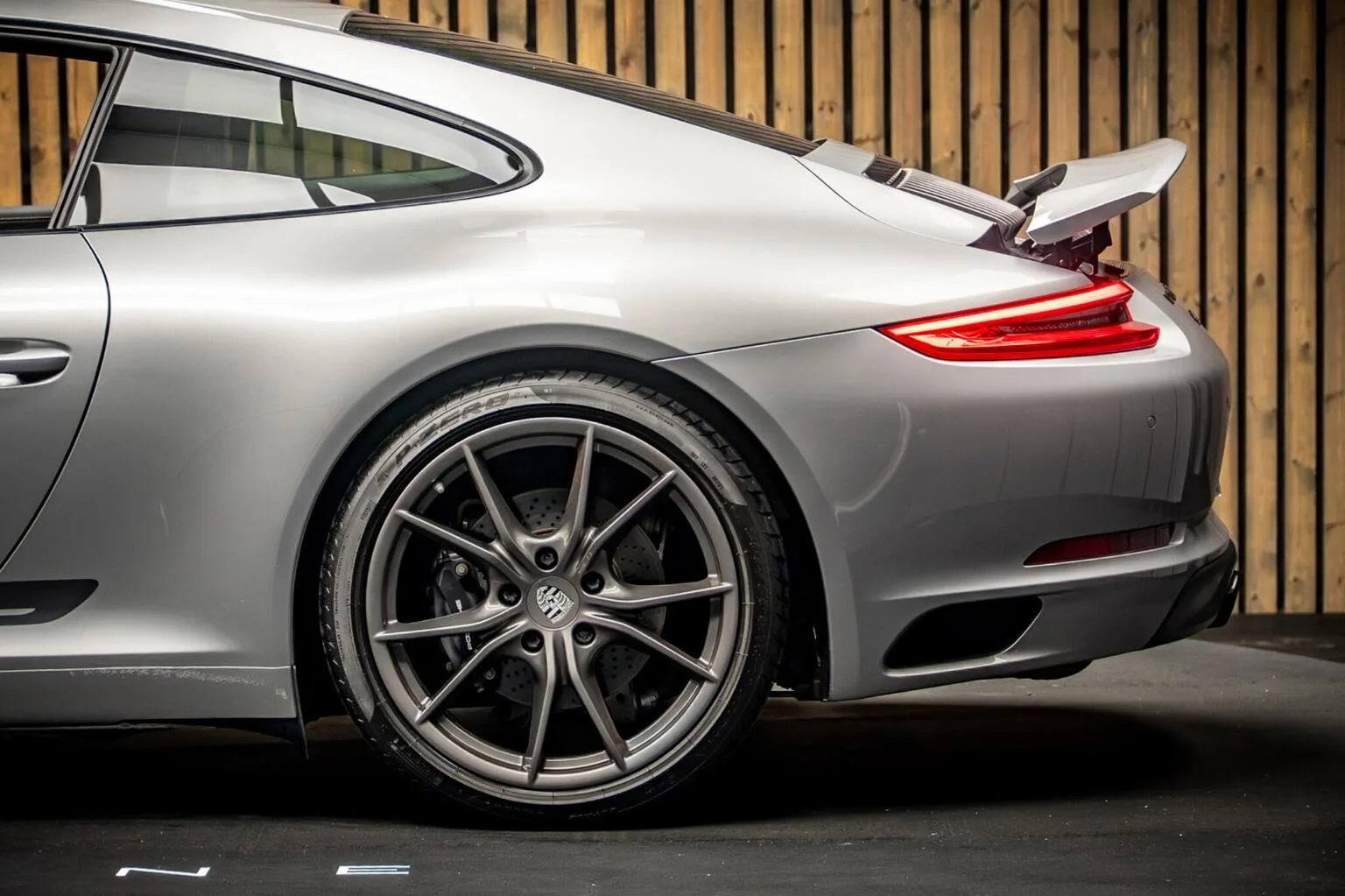 2018 Porsche 911 Carrera T, 17/30