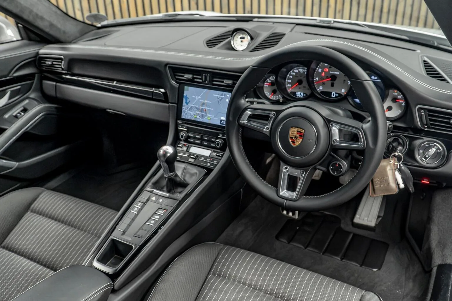 2018 Porsche 911 Carrera T, 22/30
