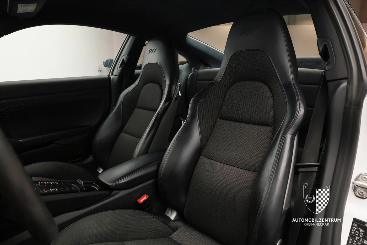 2018 Porsche 911 Carrera T proposée par un spécialiste de la supercar à Viernheim, Allemagne, photo 19 sur 25