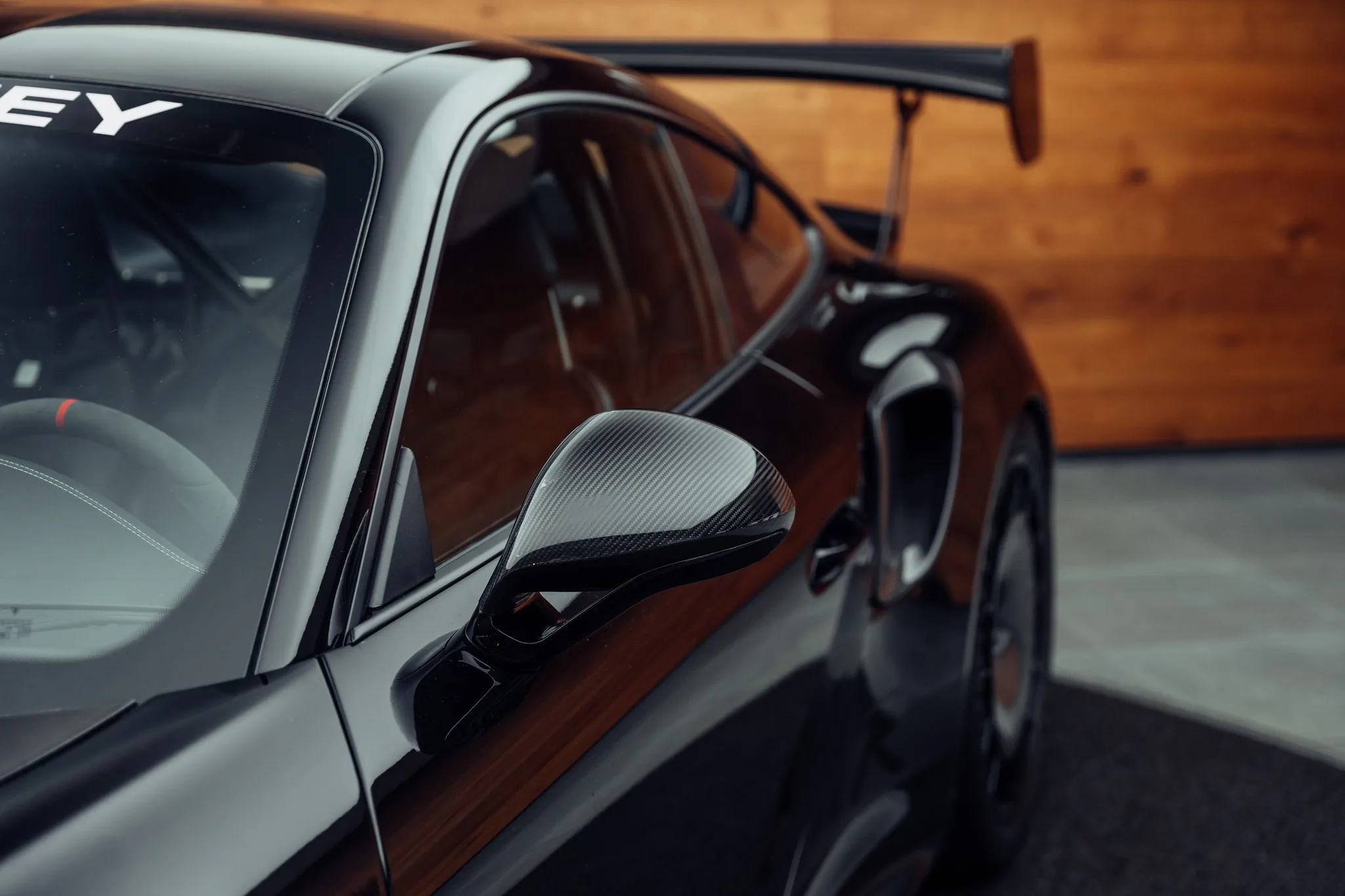 2018 Porsche 911 GT2 RS, 25/30