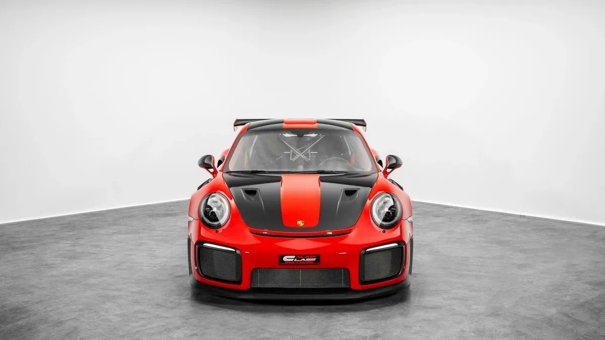 2018 Porsche 911 GT2 RS angeboten von einem Fachhändler in Dubai, Vereinigte Arabische Emirate, Foto 4 von 25