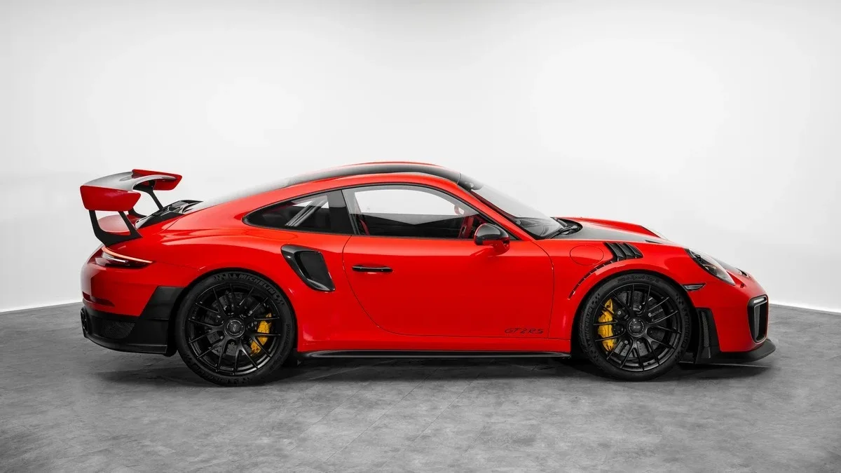 2018 Porsche 911 GT2 RS angeboten von einem Fachhändler in Dubai, Vereinigte Arabische Emirate, Foto 5 von 25