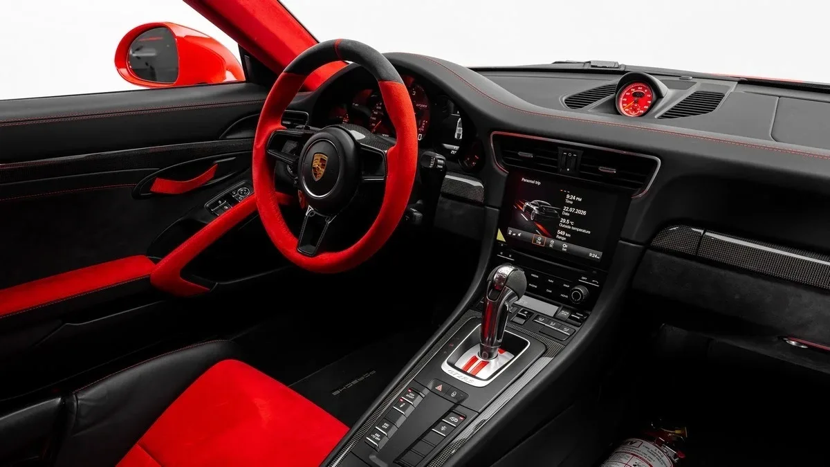 2018 Porsche 911 GT2 RS angeboten von einem Fachhändler in Dubai, Vereinigte Arabische Emirate, Foto 17 von 25