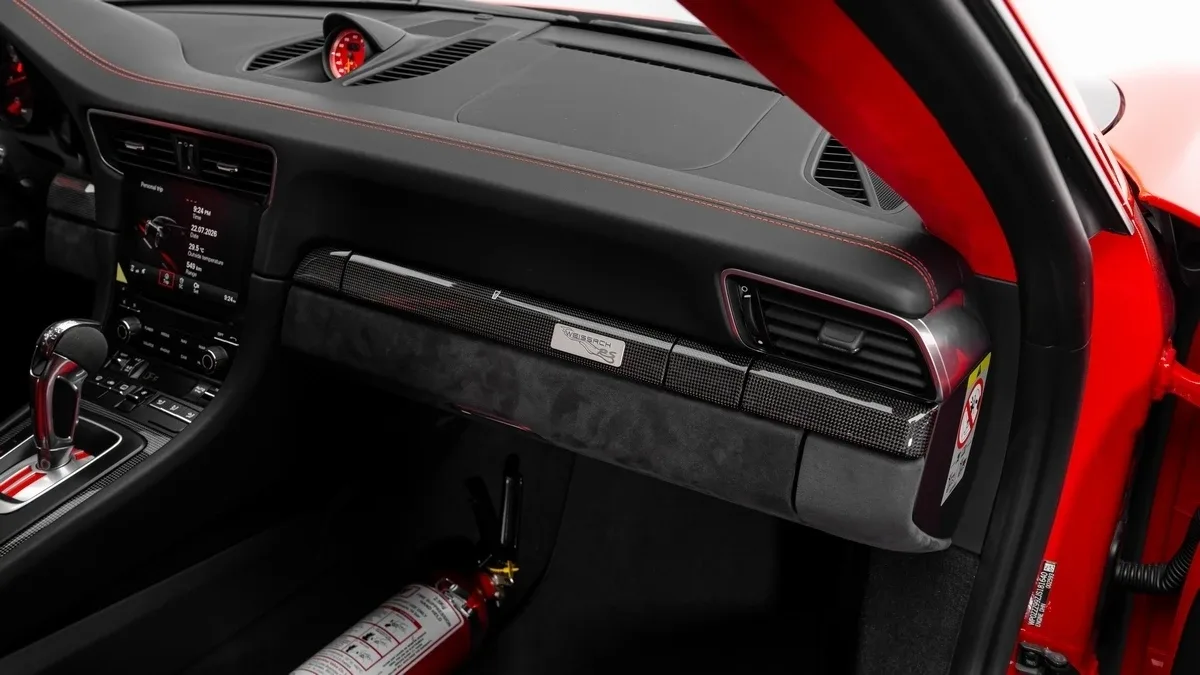 2018 Porsche 911 GT2 RS angeboten von einem Fachhändler in Dubai, Vereinigte Arabische Emirate, Foto 19 von 25