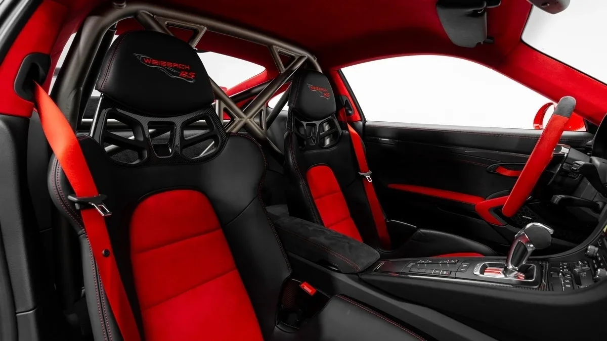 2018 Porsche 911 GT2 RS angeboten von einem Fachhändler in Dubai, Vereinigte Arabische Emirate, Foto 22 von 25