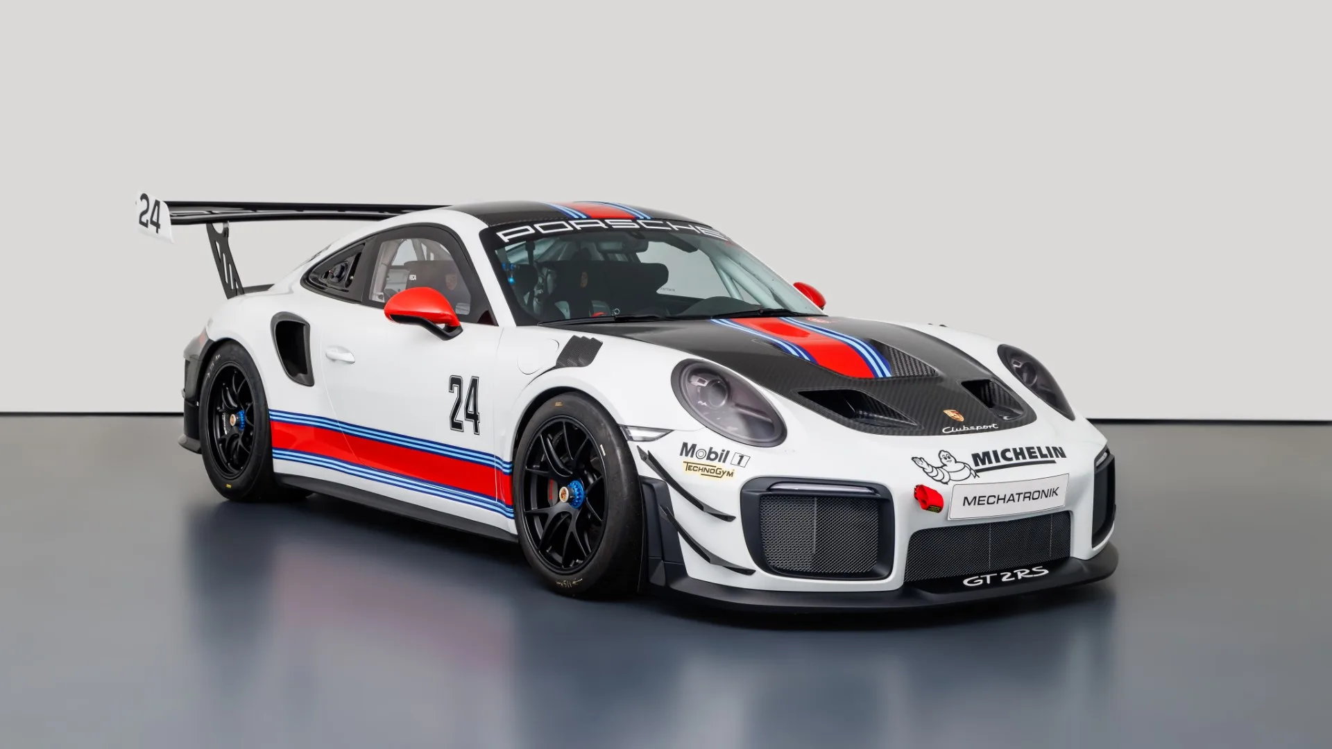 2018 Porsche 911 GT2 RS Clubsport proposée par un concessionnaire spécialisé à Pleidelsheim, Allemagne, photo principale