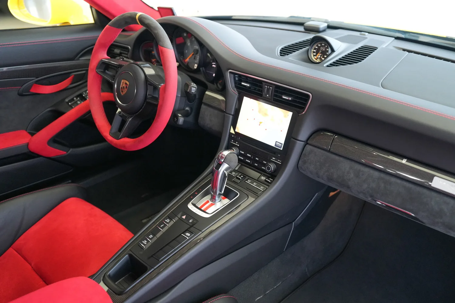 2018 Porsche 911 GT2 RS, 10/20