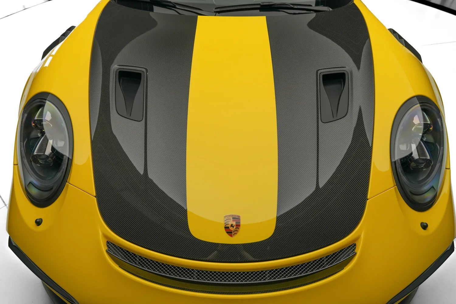 2018 Porsche 911 GT2 RS, 15/20