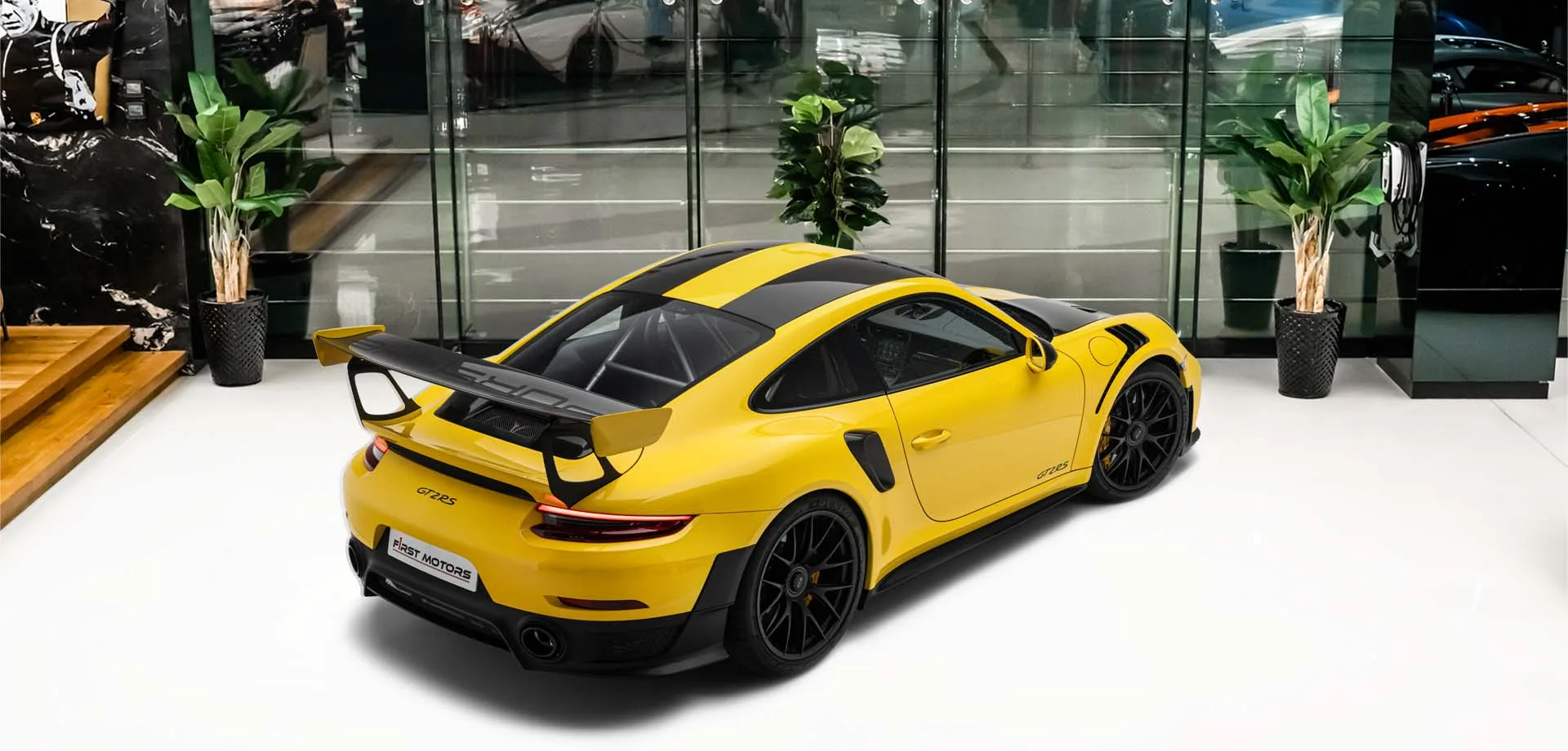 2018 Porsche 911 GT2 RS Weissach Package, 2/30