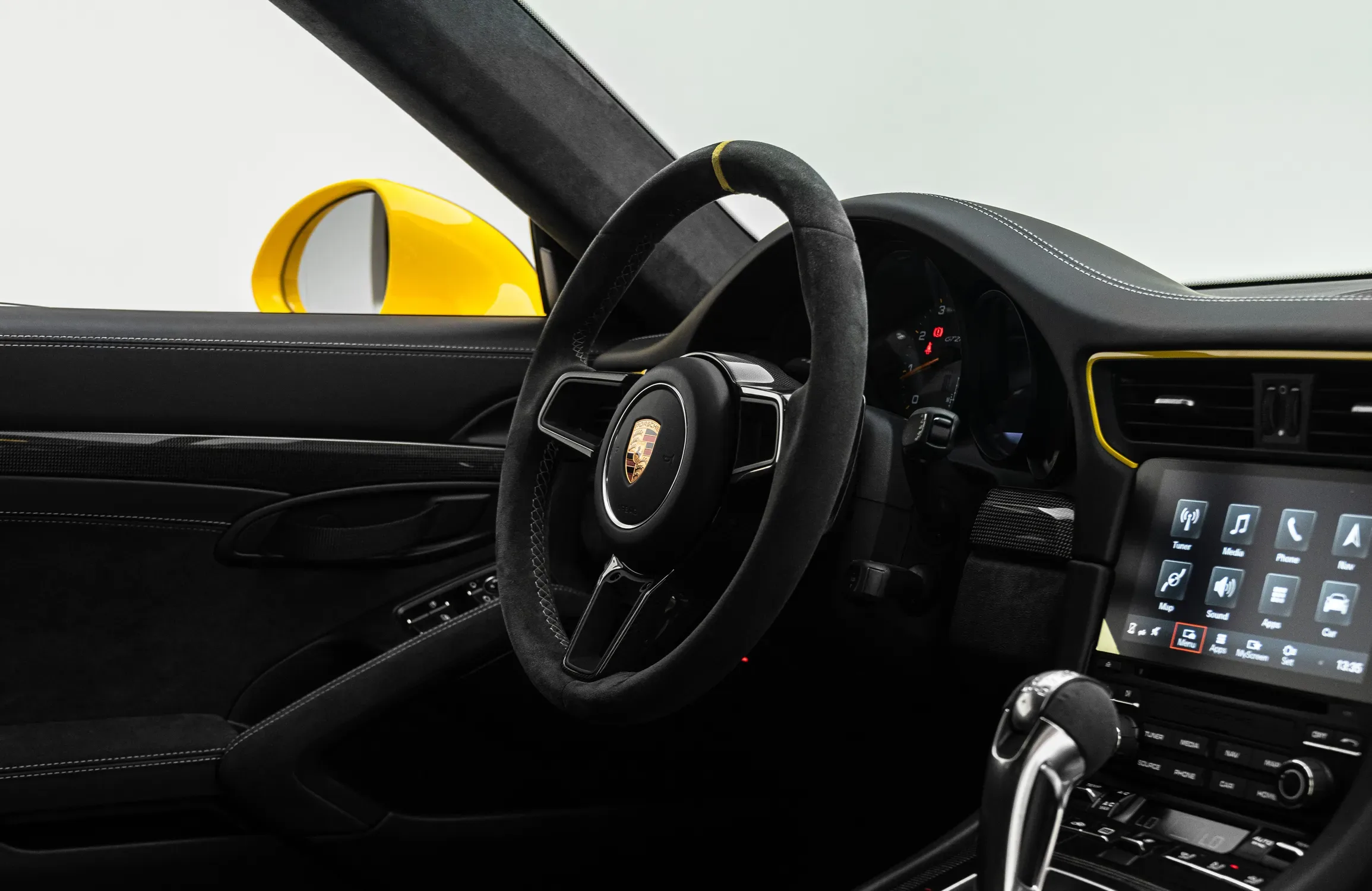 2018 Porsche 911 GT2 RS Weissach Package, 8/30