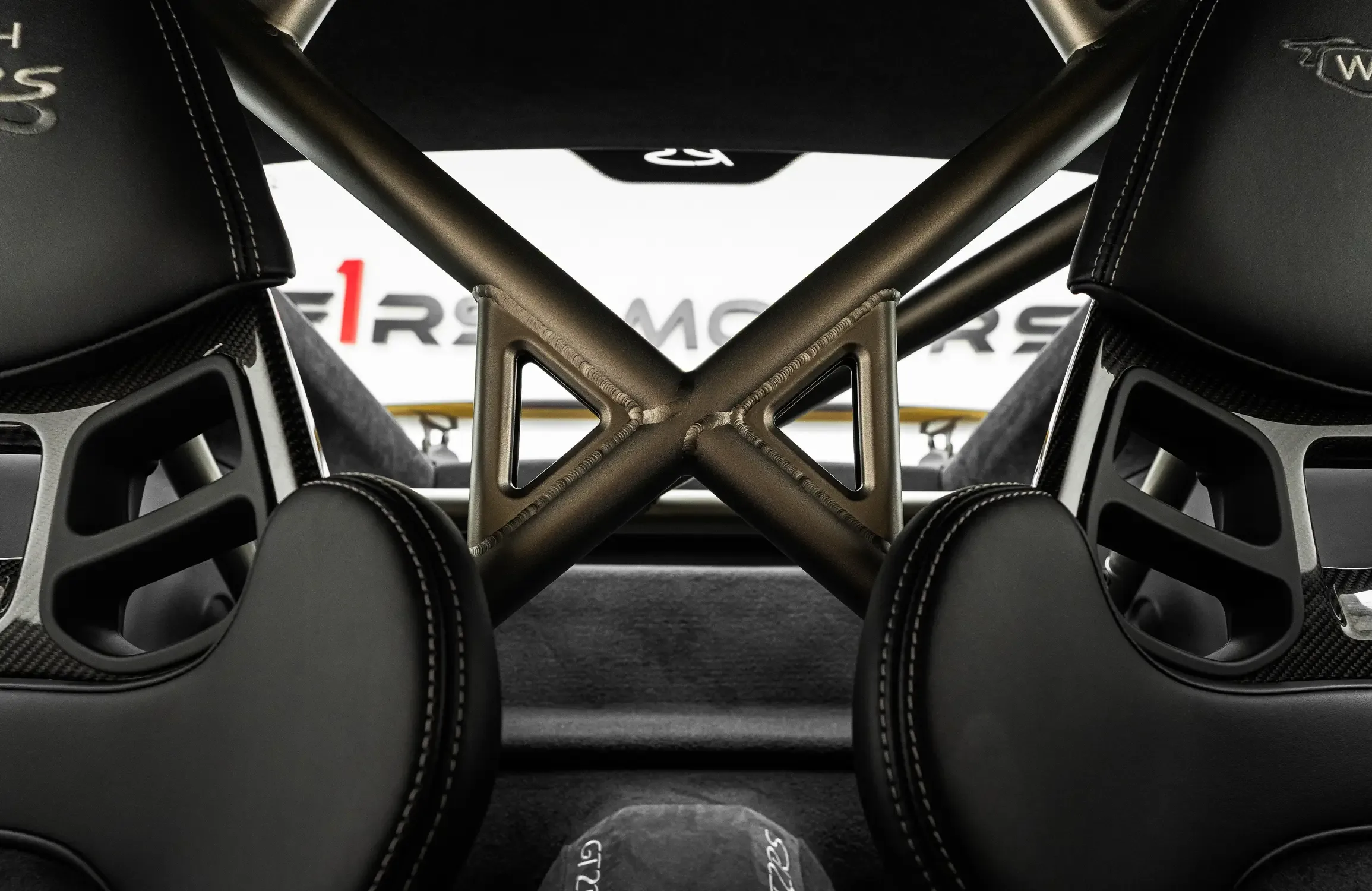 2018 Porsche 911 GT2 RS Weissach Package, 12/30