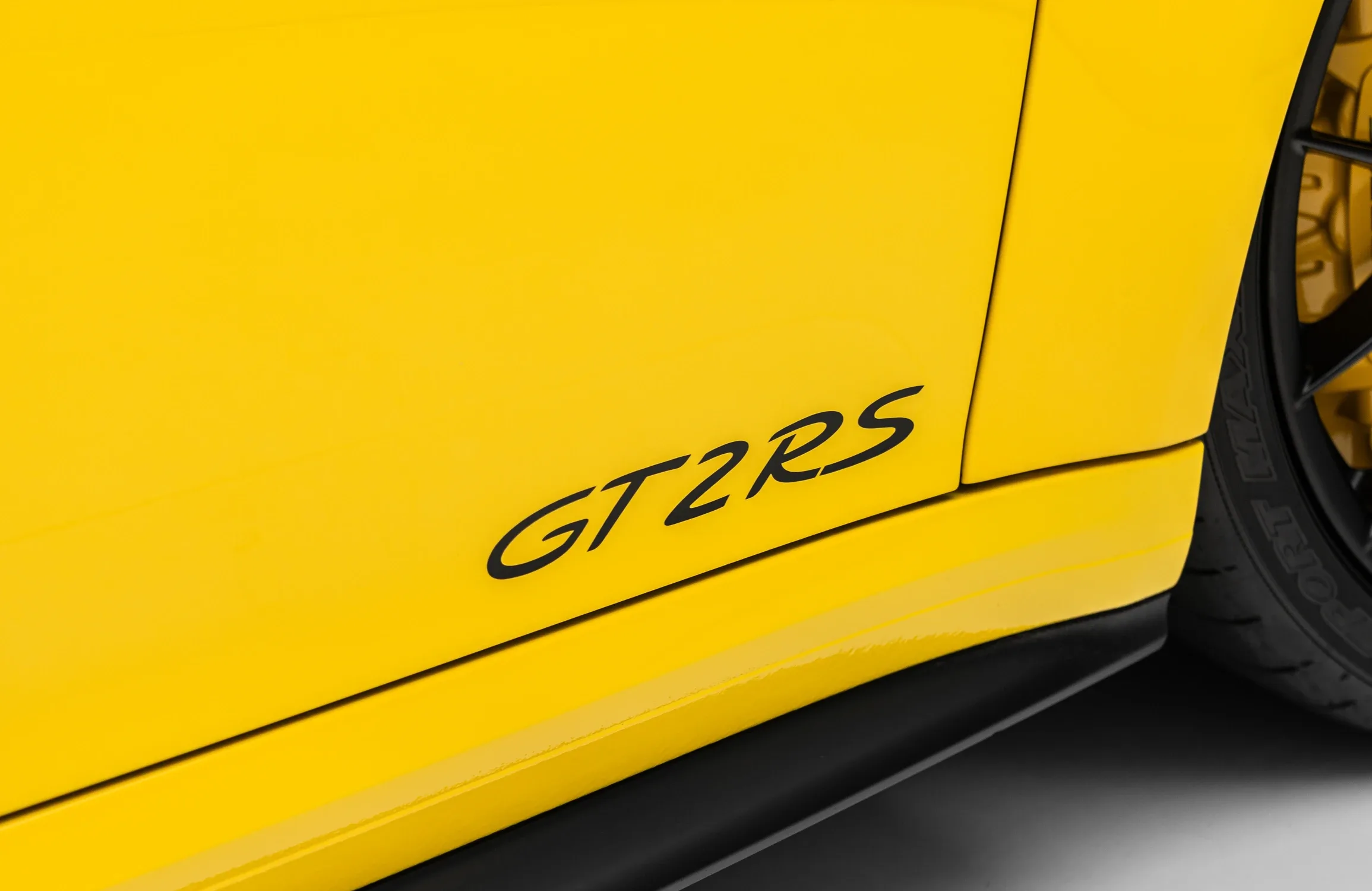 2018 Porsche 911 GT2 RS Weissach Package, 29/30