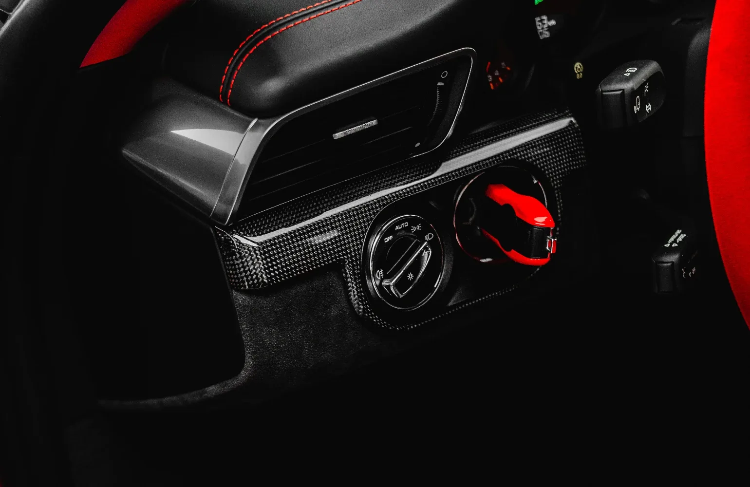 2018 Porsche 911 GT2 RS Weissach Package, 13/30