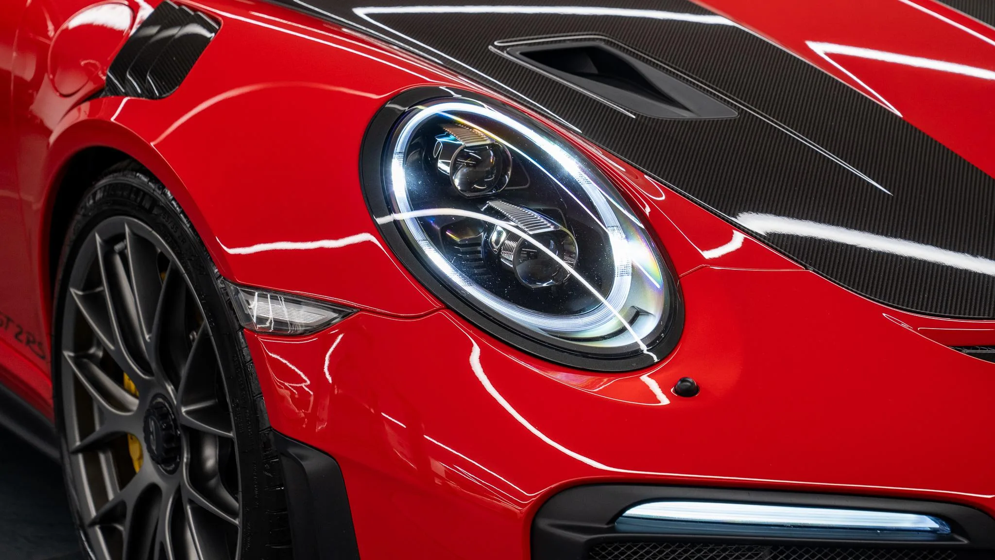 2018 Porsche 911 GT2 RS Weissach (991.2), 9/30