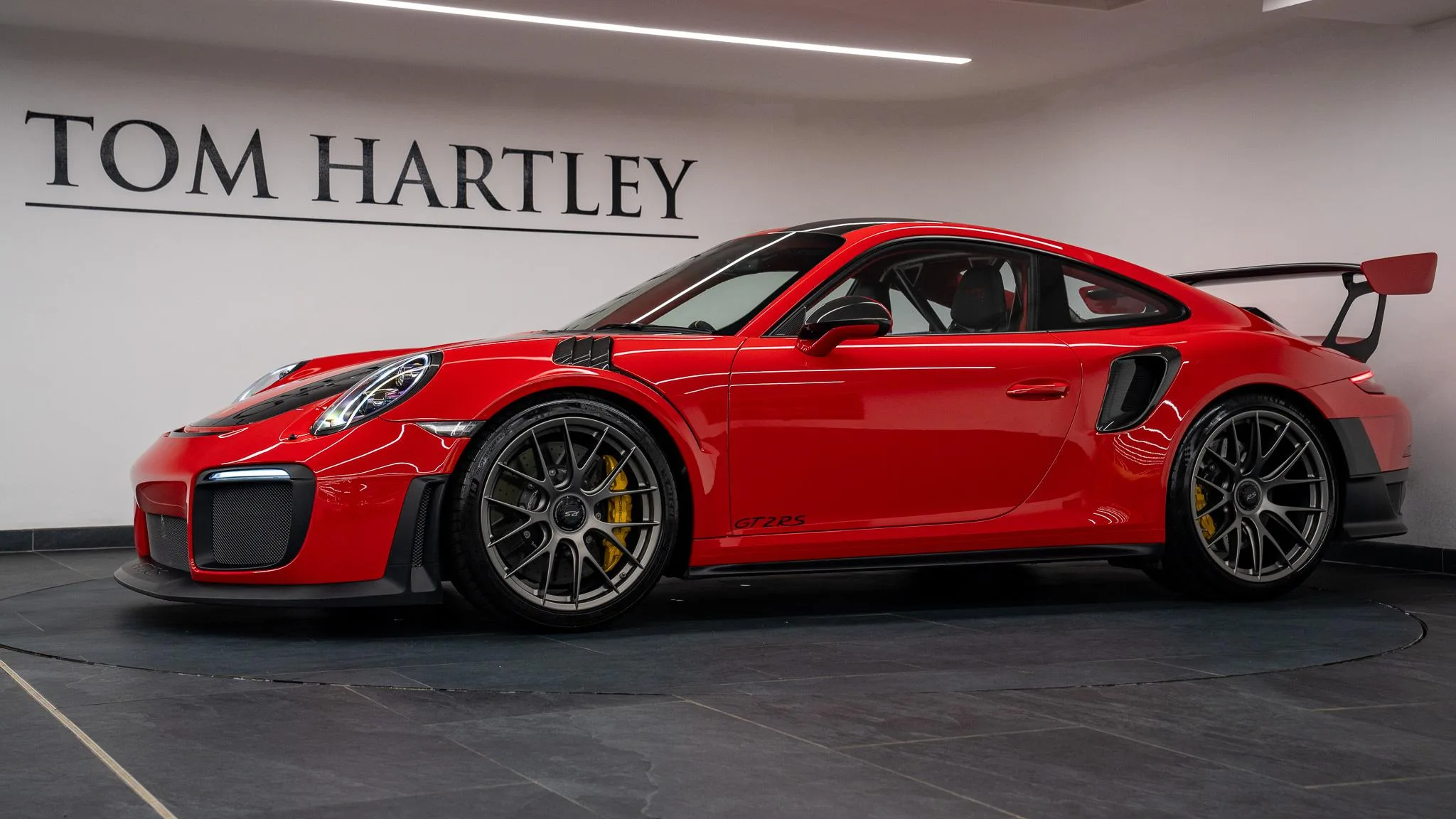 2018 Porsche 911 GT2 RS Weissach (991.2), 21/30