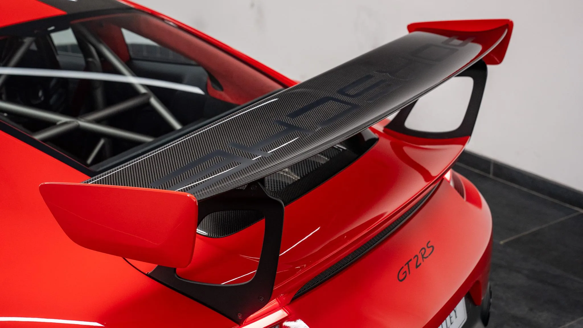 2018 Porsche 911 GT2 RS Weissach (991.2), 23/30