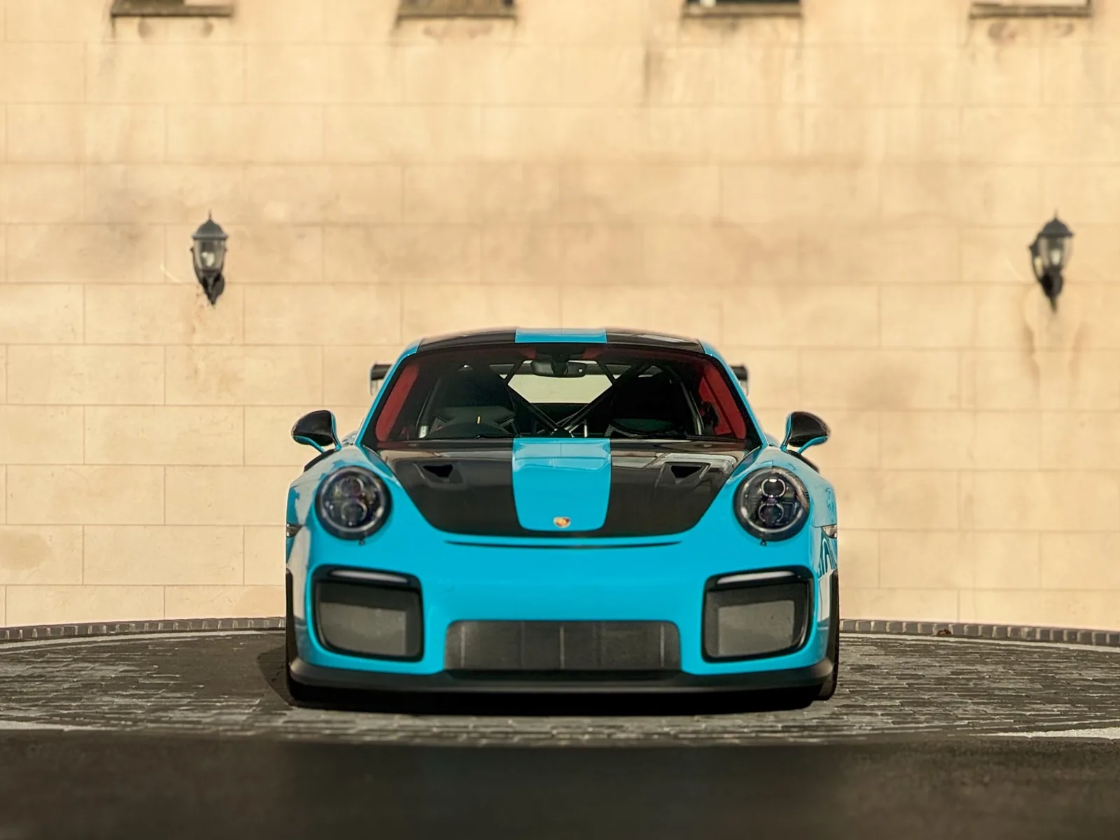 2018 Porsche 911 GT2 RS Weissach, 2/30