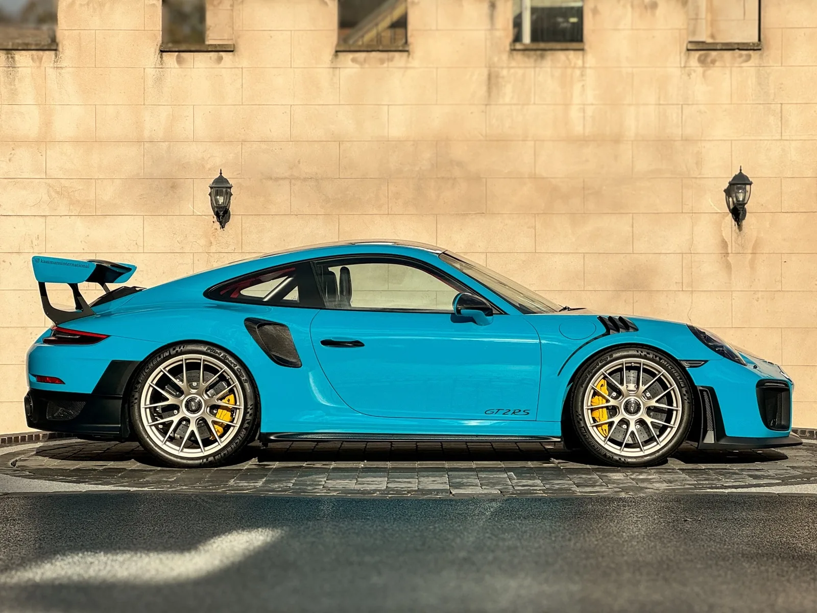 2018 Porsche 911 GT2 RS Weissach, 4/30