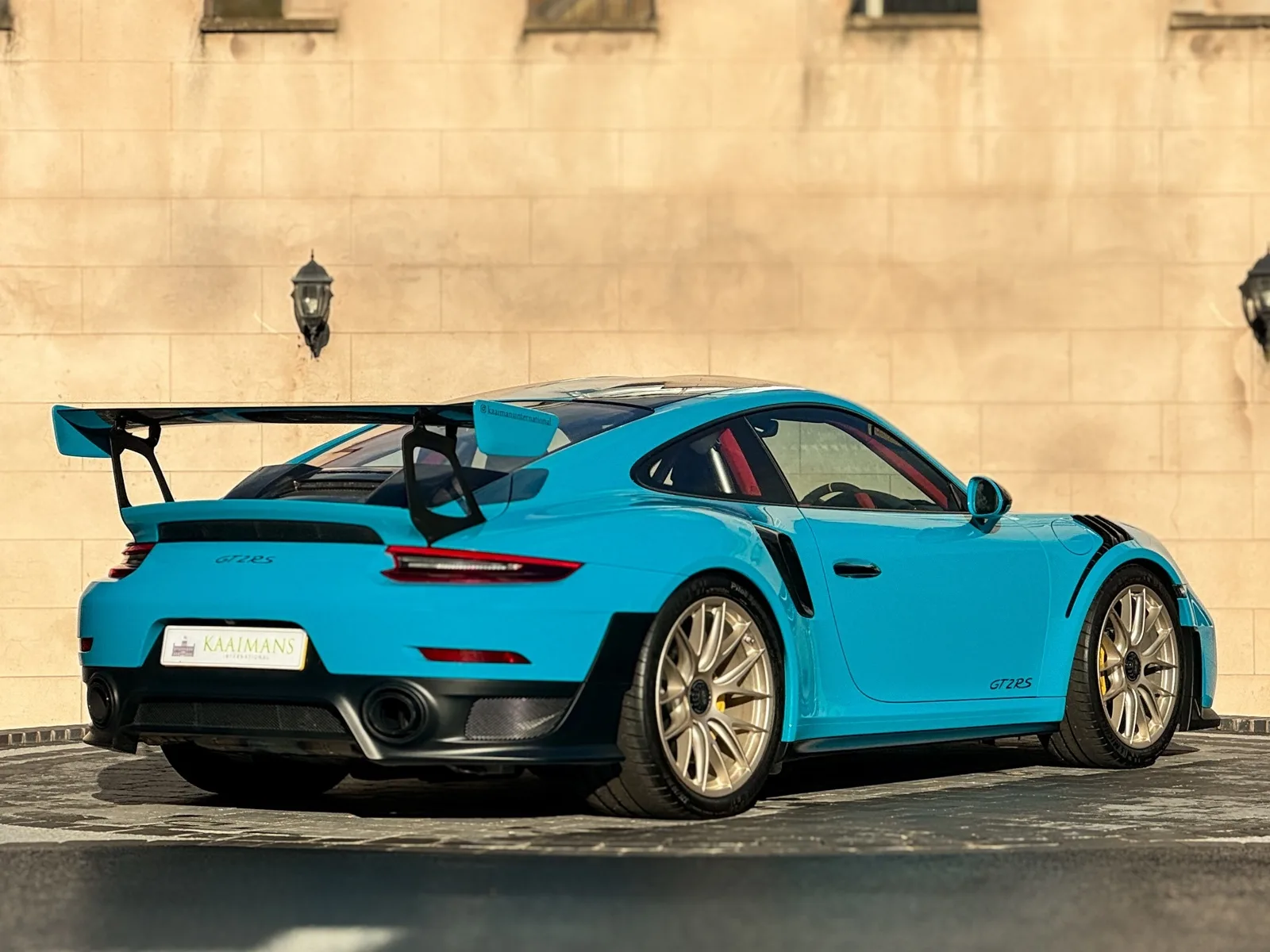 2018 Porsche 911 GT2 RS Weissach, 6/30