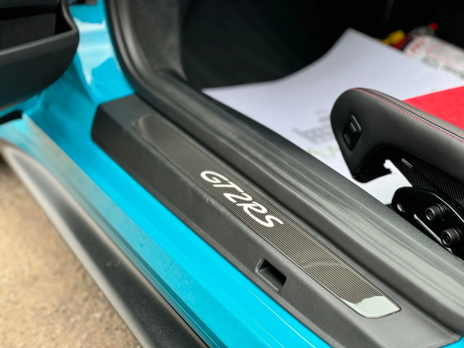 2018 Porsche 911 GT2 RS Weissach, 12/30