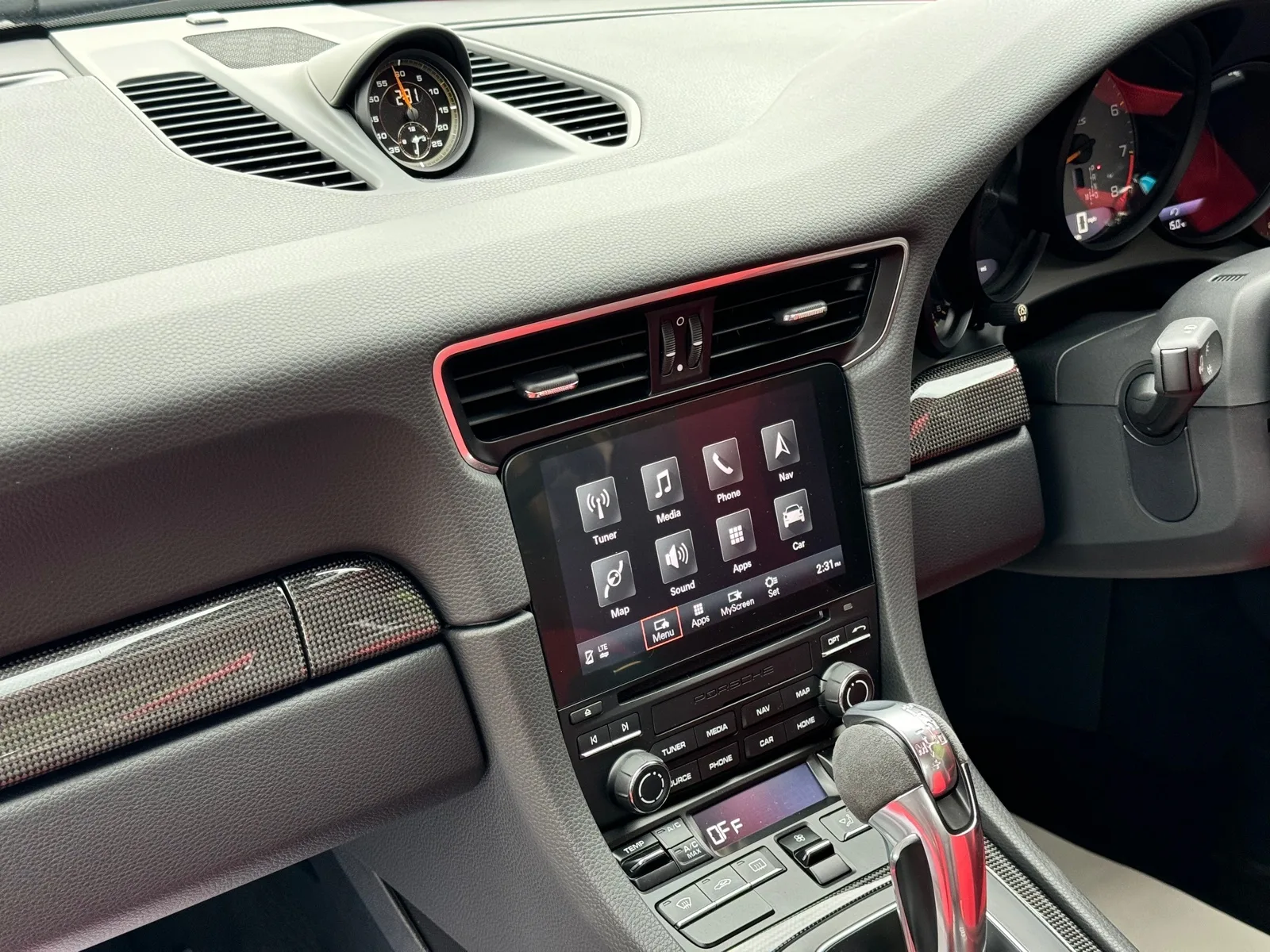 2018 Porsche 911 GT2 RS Weissach, 17/30