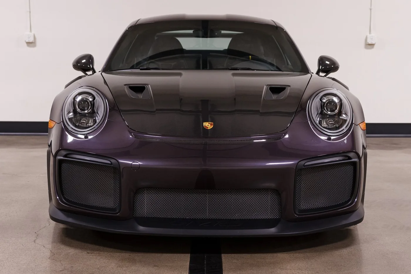 2018 Porsche 911 GT2 RS verkauft von einem Fachhändler in Costa Mesa, Vereinigte Staaten, Foto 3 von 15