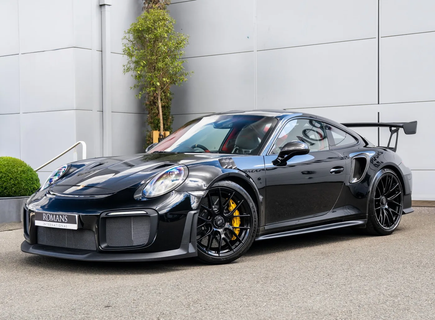 2018 Porsche 911 GT2 RS Weissach package offered by a specialist dealer in Banstead, United Kingdom, photo 2 of 15