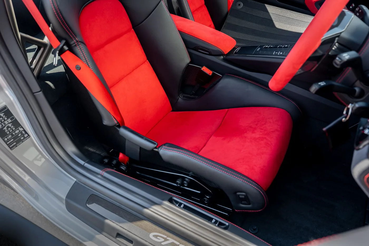2018 Porsche 911 GT2 RS Weissach package offered by a supercar dealer in Preston, United Kingdom, photo 24 of 25