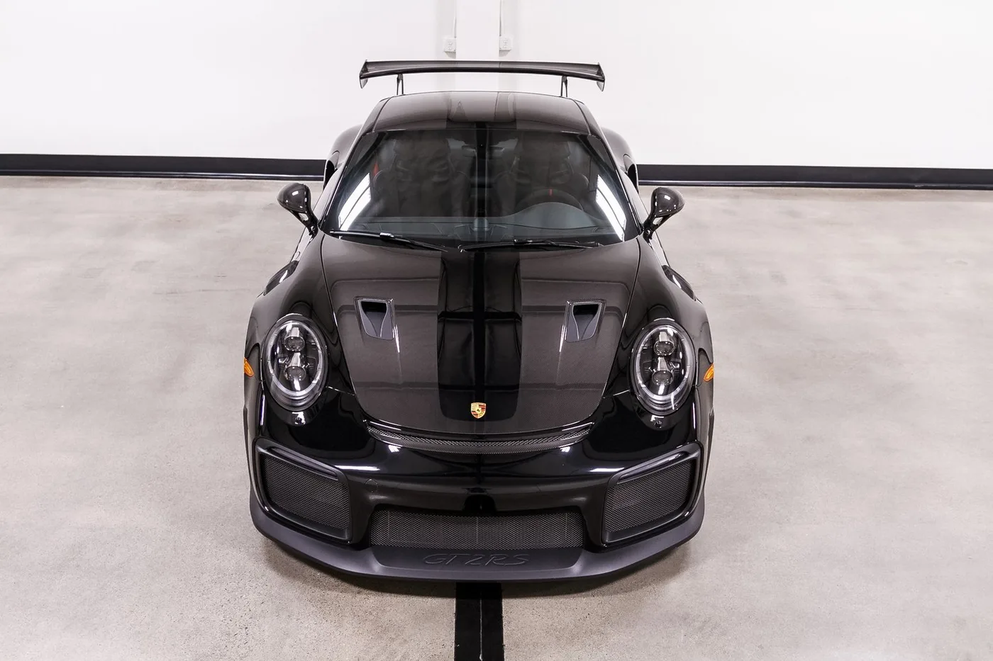 2018 Porsche 911 GT2 RS Weissach package verkauft von einem Fachhändler in Costa Mesa, Vereinigte Staaten, Foto 12 von 15