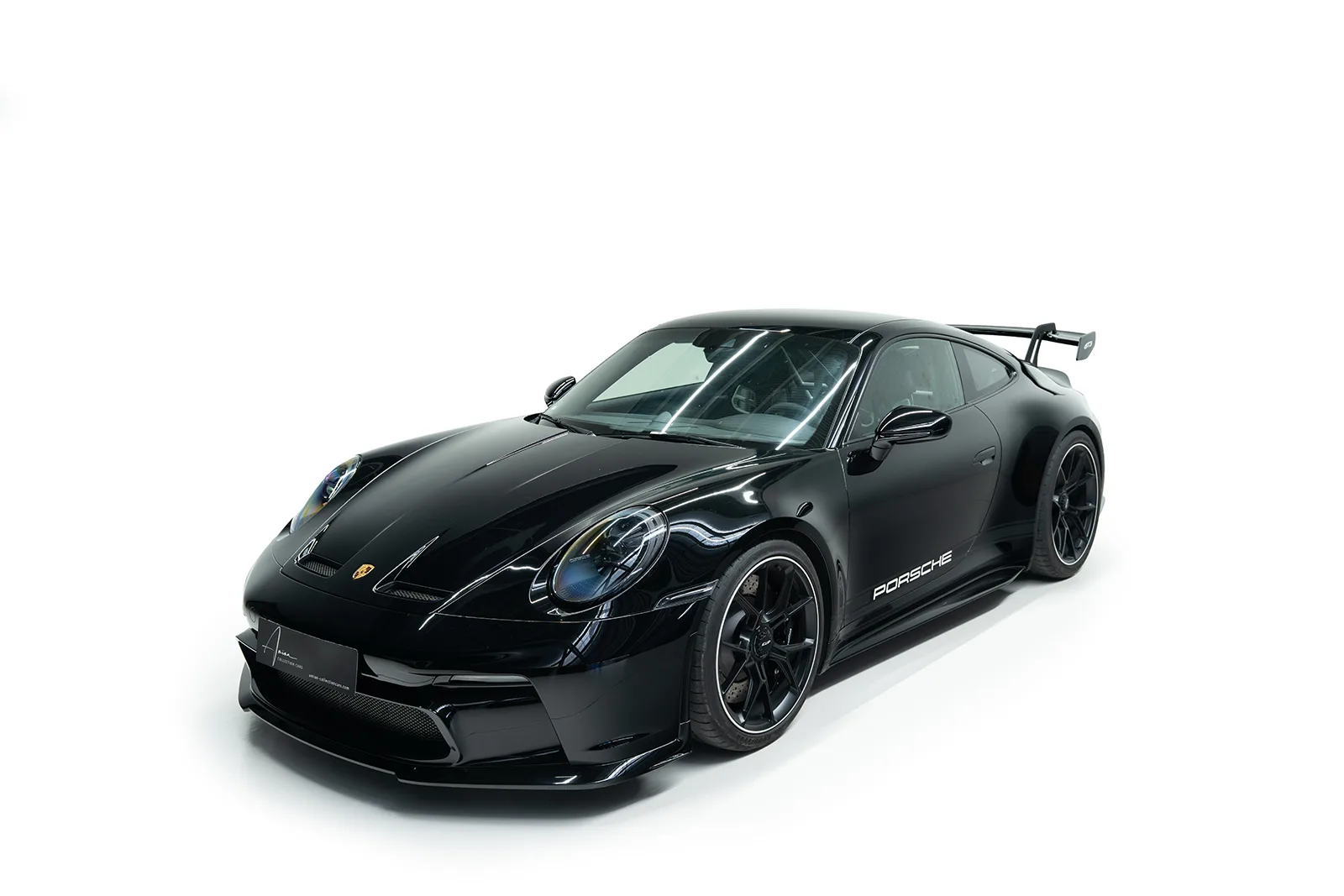2018 Porsche 911 GT3 en un concesionario especializado de Kerpen, Alemania, foto principal