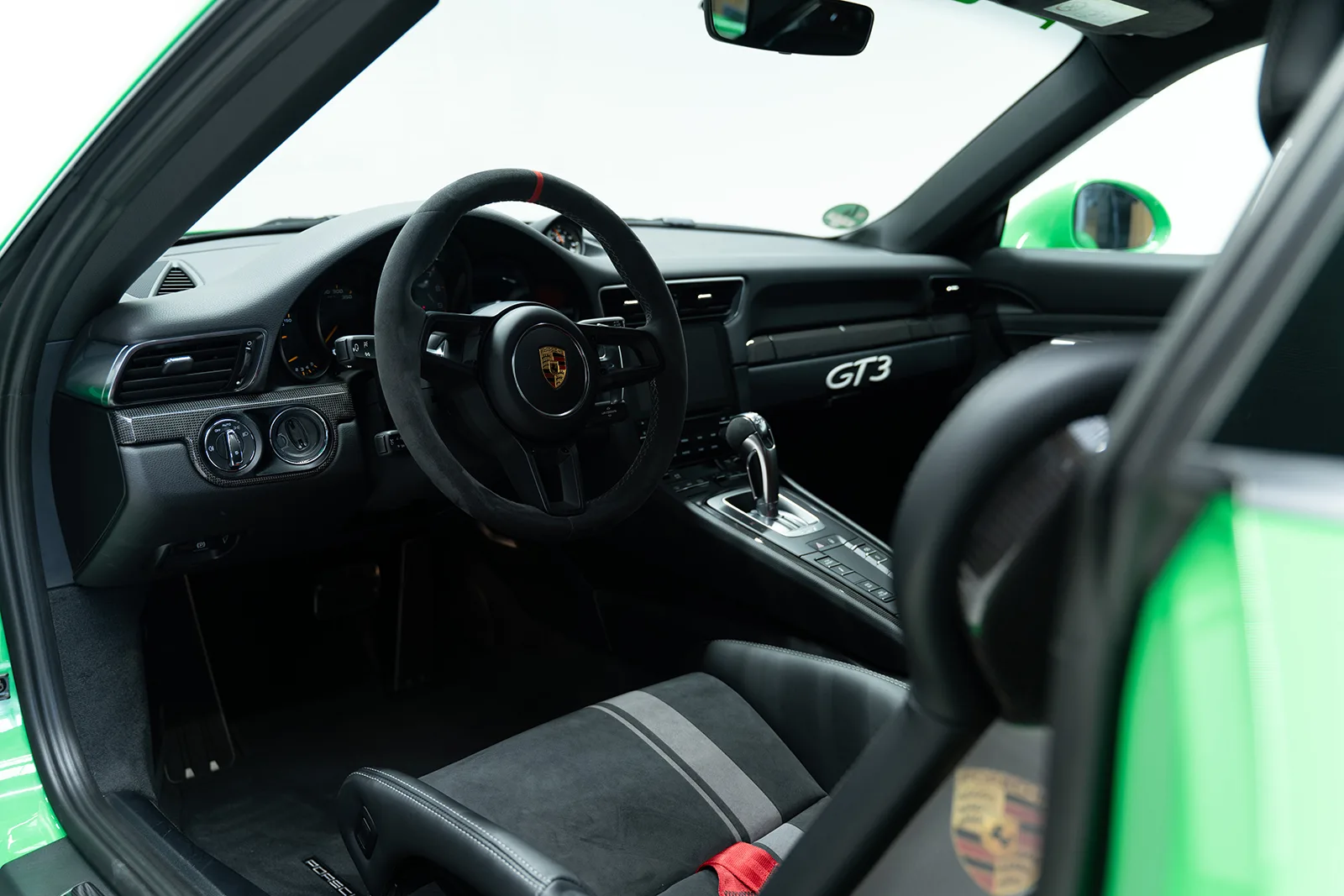 2018 Porsche 911 GT3, 8/10