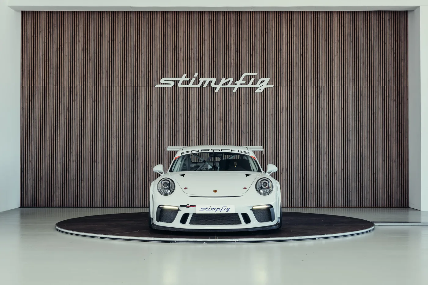 2018 Porsche 911 GT3 Cup angeboten von einem Oldtimerspezialisten in Stuttgart, Deutschland, Foto 8 von 25