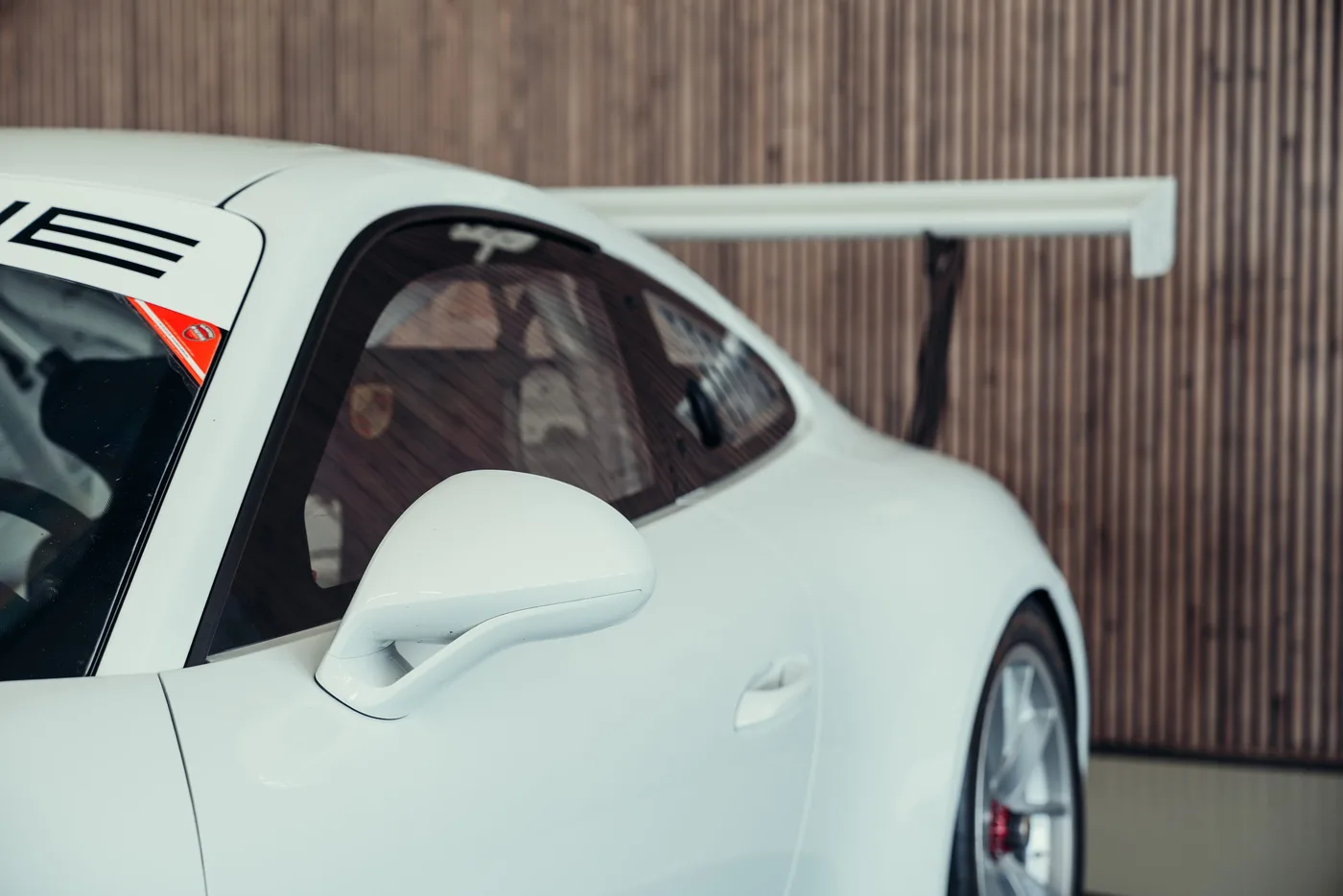 2018 Porsche 911 GT3 Cup angeboten von einem Oldtimerspezialisten in Stuttgart, Deutschland, Foto 11 von 25
